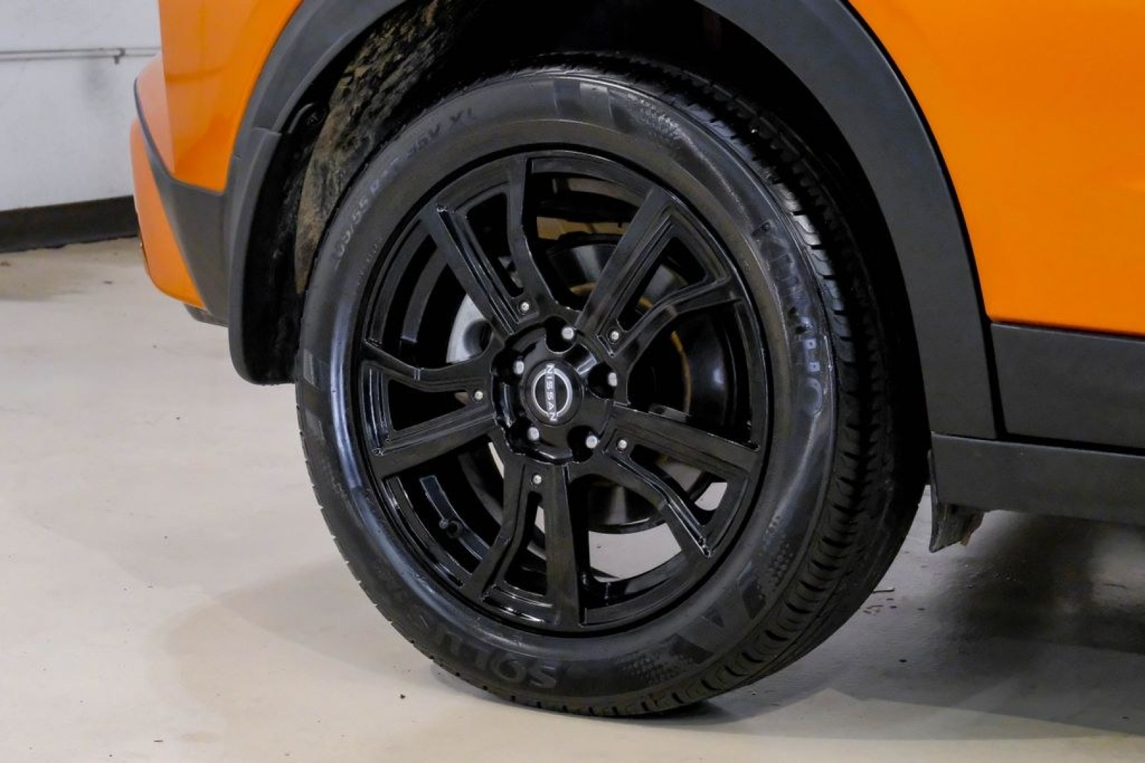 2023 Orange Metallic /Charcoal Nissan Kicks SR (3N1CP5DVXPL) with an 1.6L 4-Cylinder DOHC 16V engine, CVT transmission, located at 15300 Midway Rd., Addison, TX, 75001, (972) 702-0011, 32.958321, -96.838074- Photo#68