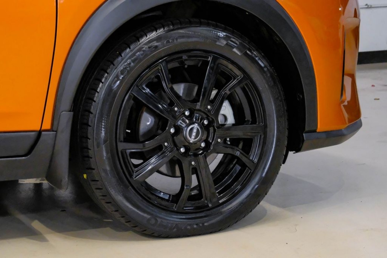 2023 Orange Metallic /Charcoal Nissan Kicks SR (3N1CP5DVXPL) with an 1.6L 4-Cylinder DOHC 16V engine, CVT transmission, located at 15300 Midway Rd., Addison, TX, 75001, (972) 702-0011, 32.958321, -96.838074- Photo#69