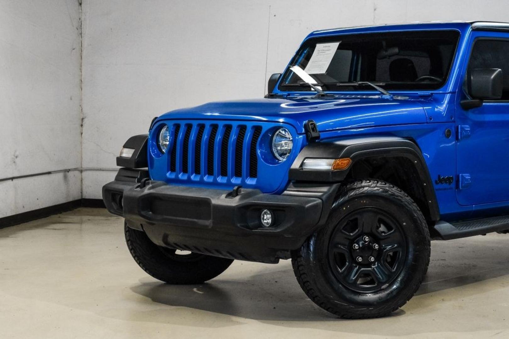 2022 Blue Pearl /Black Jeep Wrangler Sport (1C4GJXAG0NW) with an 3.6L V6 24V VVT engine, Manual transmission, located at 15300 Midway Rd., Addison, TX, 75001, (972) 702-0011, 32.958321, -96.838074- Photo#4