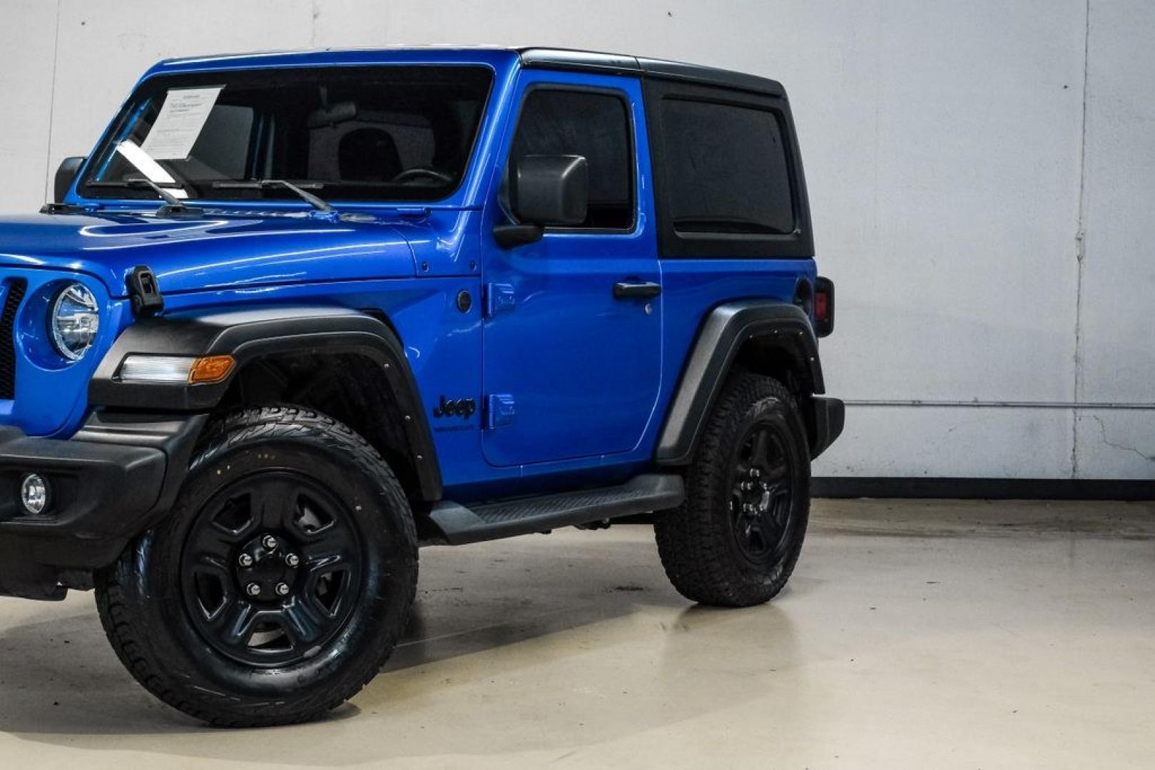 2022 Blue Pearl /Black Jeep Wrangler Sport (1C4GJXAG0NW) with an 3.6L V6 24V VVT engine, Manual transmission, located at 15300 Midway Rd., Addison, TX, 75001, (972) 702-0011, 32.958321, -96.838074- Photo#5