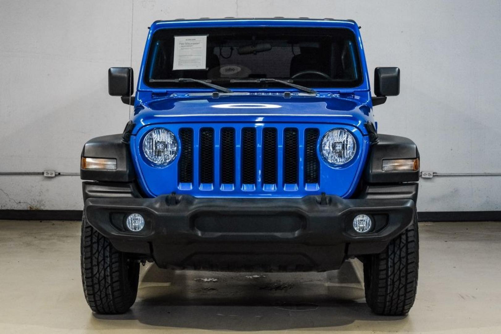 2022 Blue Pearl /Black Jeep Wrangler Sport (1C4GJXAG0NW) with an 3.6L V6 24V VVT engine, Manual transmission, located at 15300 Midway Rd., Addison, TX, 75001, (972) 702-0011, 32.958321, -96.838074- Photo#6