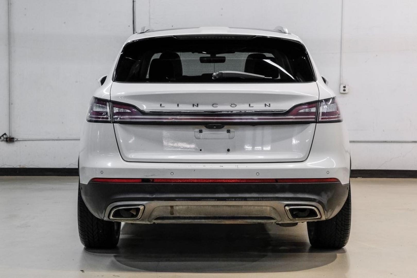 2021 White /Sandstone Lincoln Nautilus Reserve (2LMPJ6K98MB) with an 2.0L Turbocharged engine, Automatic transmission, located at 15300 Midway Rd., Addison, TX, 75001, (972) 702-0011, 32.958321, -96.838074- Photo#13