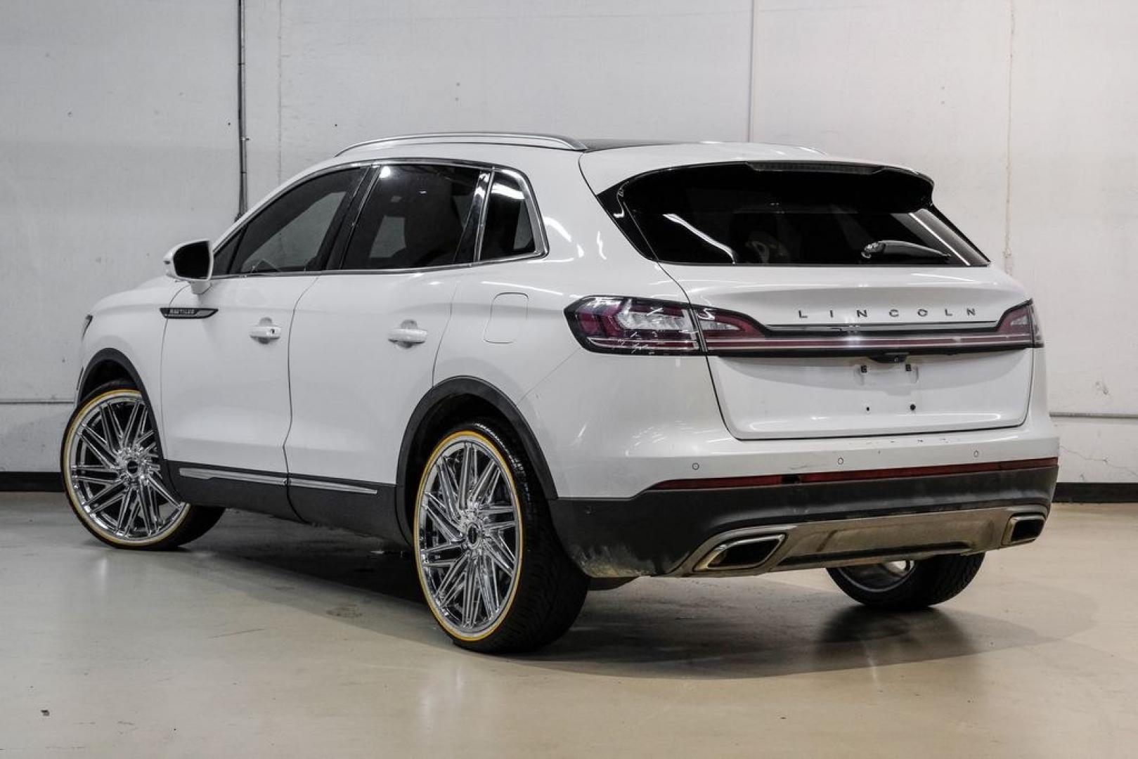 2021 White /Sandstone Lincoln Nautilus Reserve (2LMPJ6K98MB) with an 2.0L Turbocharged engine, Automatic transmission, located at 15300 Midway Rd., Addison, TX, 75001, (972) 702-0011, 32.958321, -96.838074- Photo#14