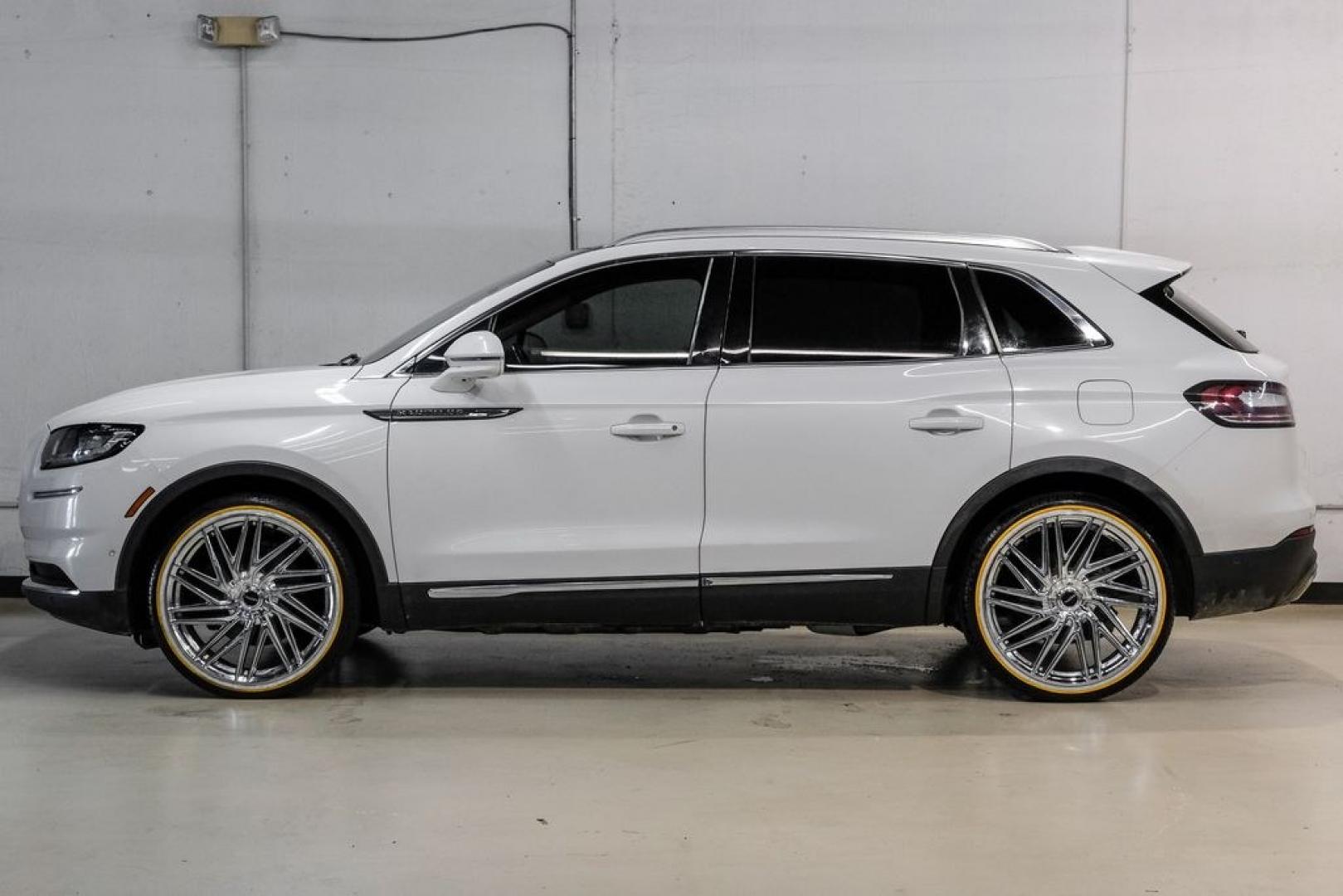 2021 White /Sandstone Lincoln Nautilus Reserve (2LMPJ6K98MB) with an 2.0L Turbocharged engine, Automatic transmission, located at 15300 Midway Rd., Addison, TX, 75001, (972) 702-0011, 32.958321, -96.838074- Photo#15