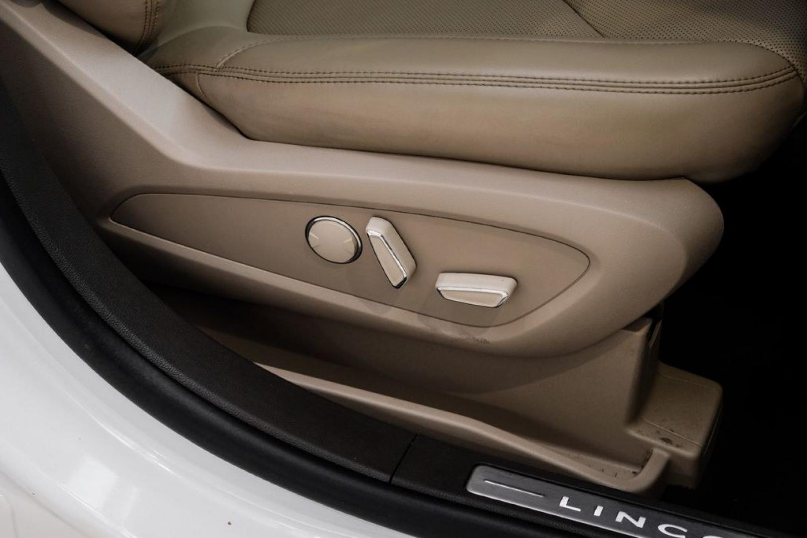 2021 White /Sandstone Lincoln Nautilus Reserve (2LMPJ6K98MB) with an 2.0L Turbocharged engine, Automatic transmission, located at 15300 Midway Rd., Addison, TX, 75001, (972) 702-0011, 32.958321, -96.838074- Photo#44
