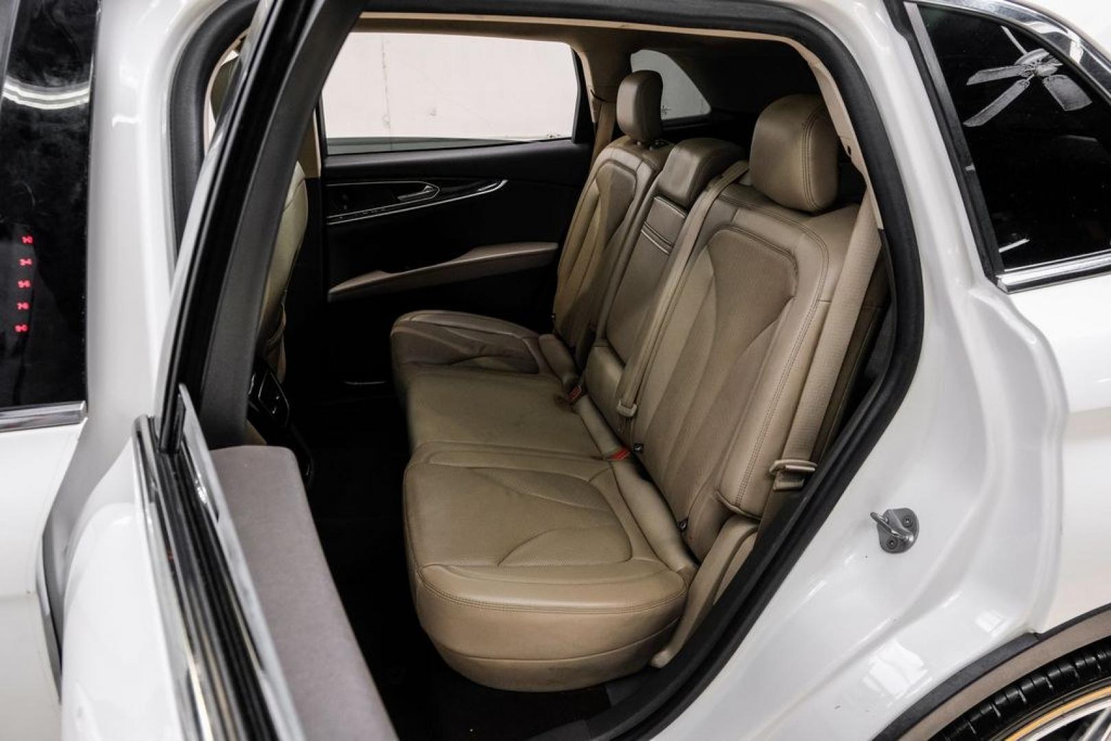 2021 White /Sandstone Lincoln Nautilus Reserve (2LMPJ6K98MB) with an 2.0L Turbocharged engine, Automatic transmission, located at 15300 Midway Rd., Addison, TX, 75001, (972) 702-0011, 32.958321, -96.838074- Photo#48