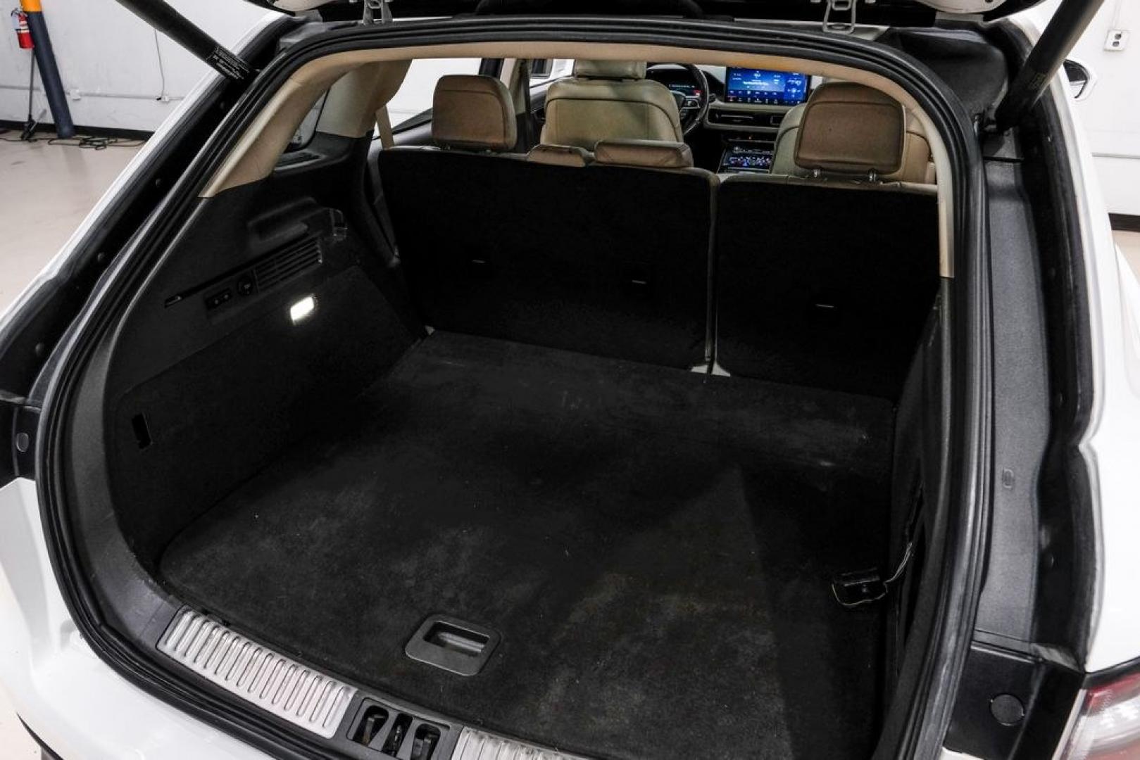 2021 White /Sandstone Lincoln Nautilus Reserve (2LMPJ6K98MB) with an 2.0L Turbocharged engine, Automatic transmission, located at 15300 Midway Rd., Addison, TX, 75001, (972) 702-0011, 32.958321, -96.838074- Photo#63