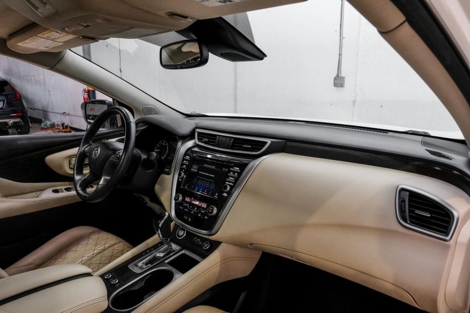2021 Pearl White /Cashmere Nissan Murano Platinum (5N1AZ2DJ7MC) with an 3.5L V6 DOHC 24V engine, CVT transmission, located at 15300 Midway Rd., Addison, TX, 75001, (972) 702-0011, 32.958321, -96.838074- Photo#18