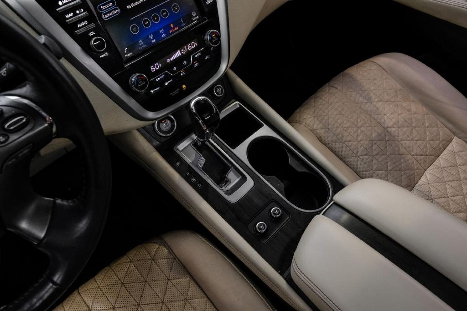 2021 Pearl White /Cashmere Nissan Murano Platinum (5N1AZ2DJ7MC) with an 3.5L V6 DOHC 24V engine, CVT transmission, located at 15300 Midway Rd., Addison, TX, 75001, (972) 702-0011, 32.958321, -96.838074- Photo#30