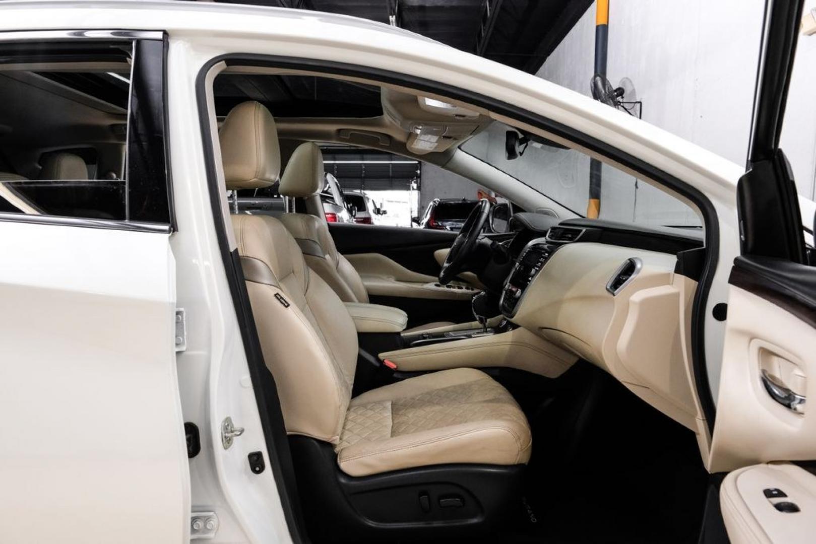 2021 Pearl White /Cashmere Nissan Murano Platinum (5N1AZ2DJ7MC) with an 3.5L V6 DOHC 24V engine, CVT transmission, located at 15300 Midway Rd., Addison, TX, 75001, (972) 702-0011, 32.958321, -96.838074- Photo#43