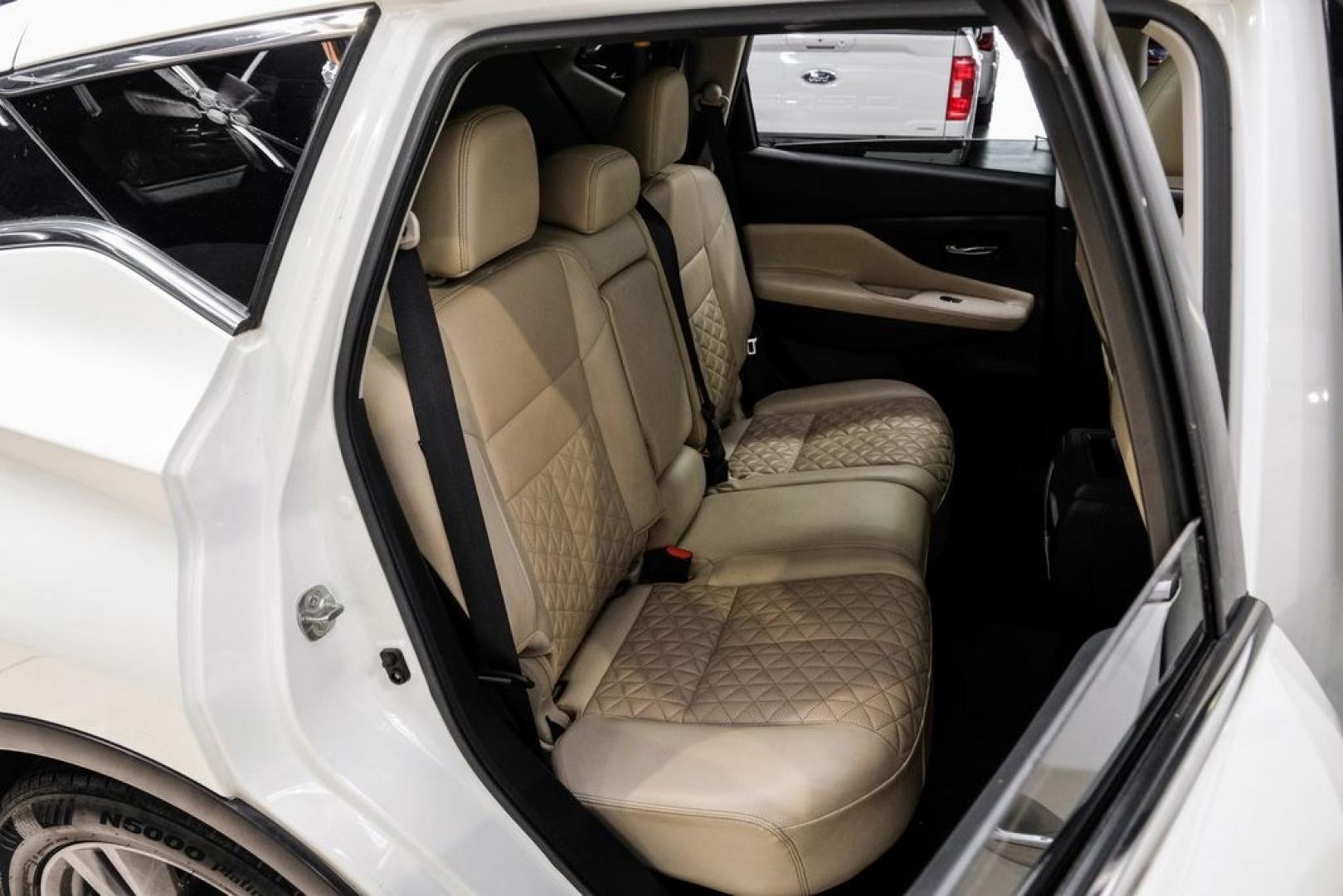 2021 Pearl White /Cashmere Nissan Murano Platinum (5N1AZ2DJ7MC) with an 3.5L V6 DOHC 24V engine, CVT transmission, located at 15300 Midway Rd., Addison, TX, 75001, (972) 702-0011, 32.958321, -96.838074- Photo#44