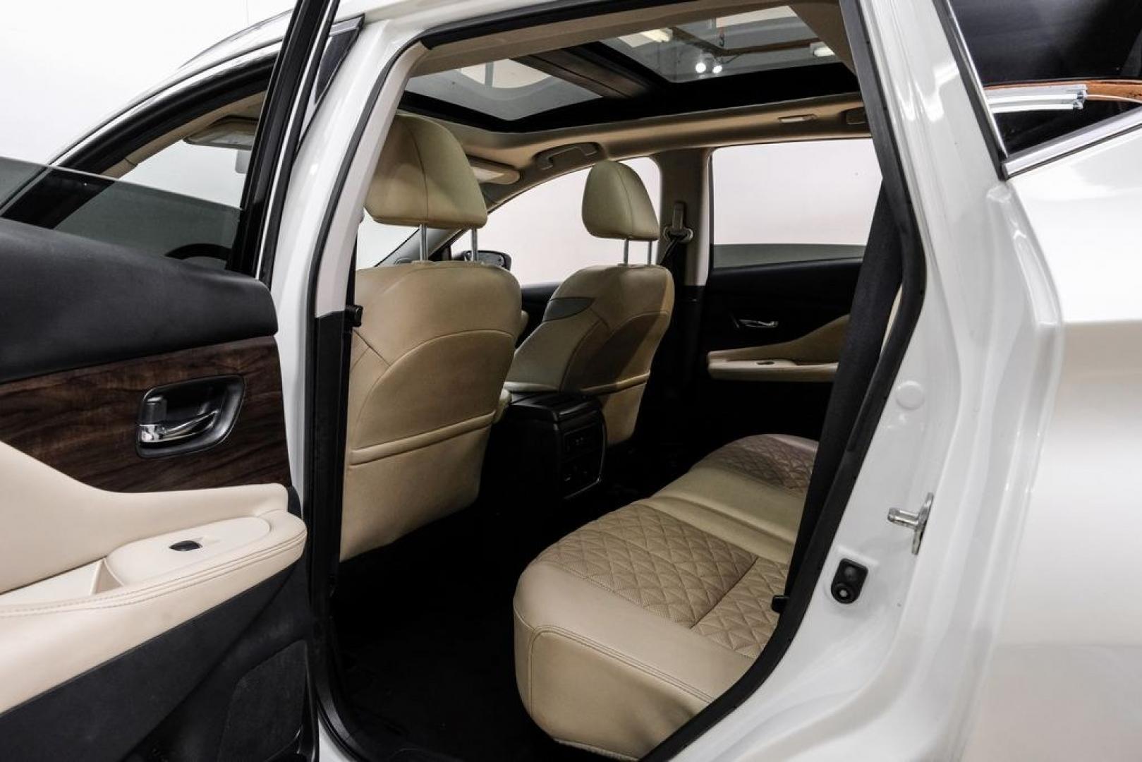 2021 Pearl White /Cashmere Nissan Murano Platinum (5N1AZ2DJ7MC) with an 3.5L V6 DOHC 24V engine, CVT transmission, located at 15300 Midway Rd., Addison, TX, 75001, (972) 702-0011, 32.958321, -96.838074- Photo#46