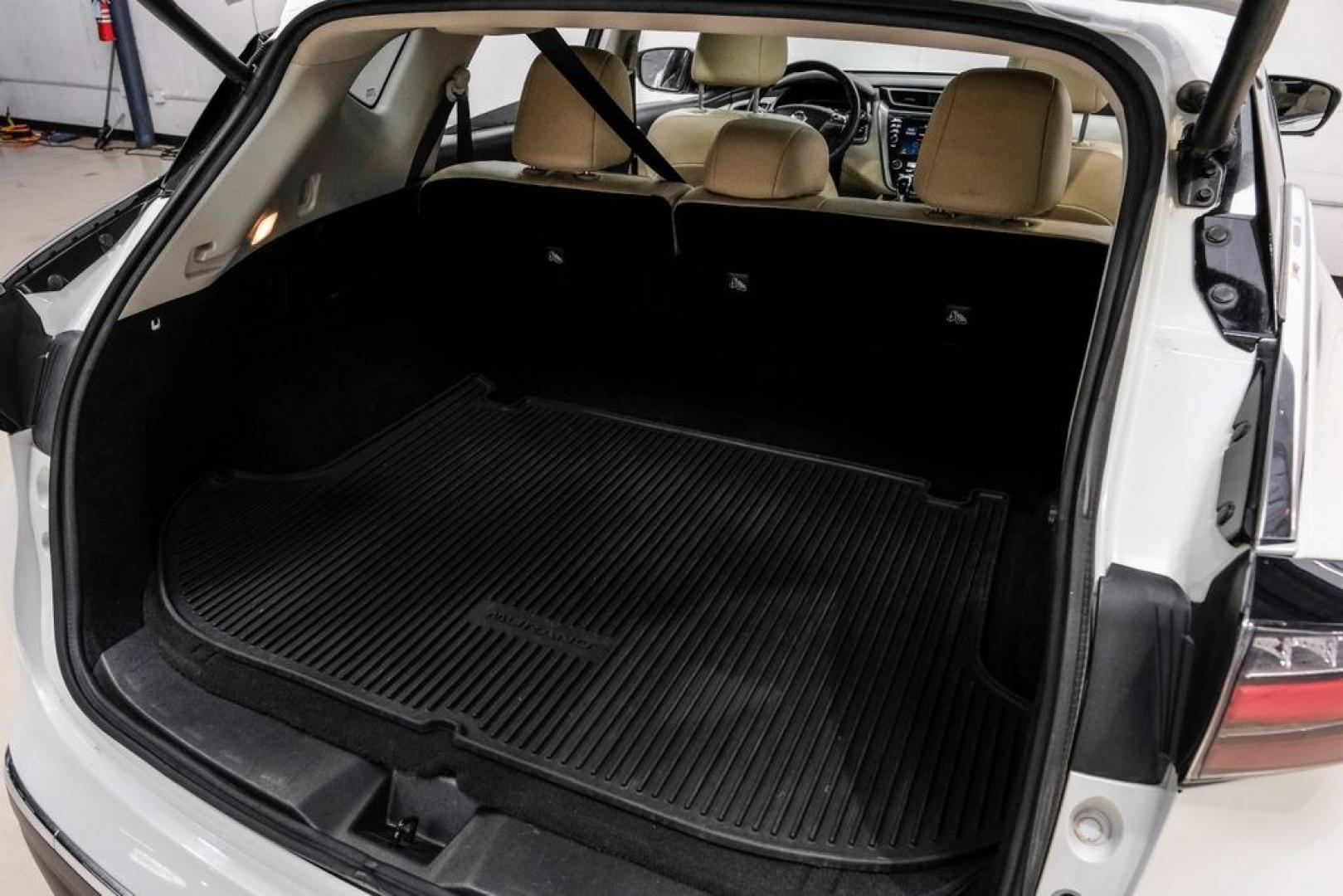 2021 Pearl White /Cashmere Nissan Murano Platinum (5N1AZ2DJ7MC) with an 3.5L V6 DOHC 24V engine, CVT transmission, located at 15300 Midway Rd., Addison, TX, 75001, (972) 702-0011, 32.958321, -96.838074- Photo#61