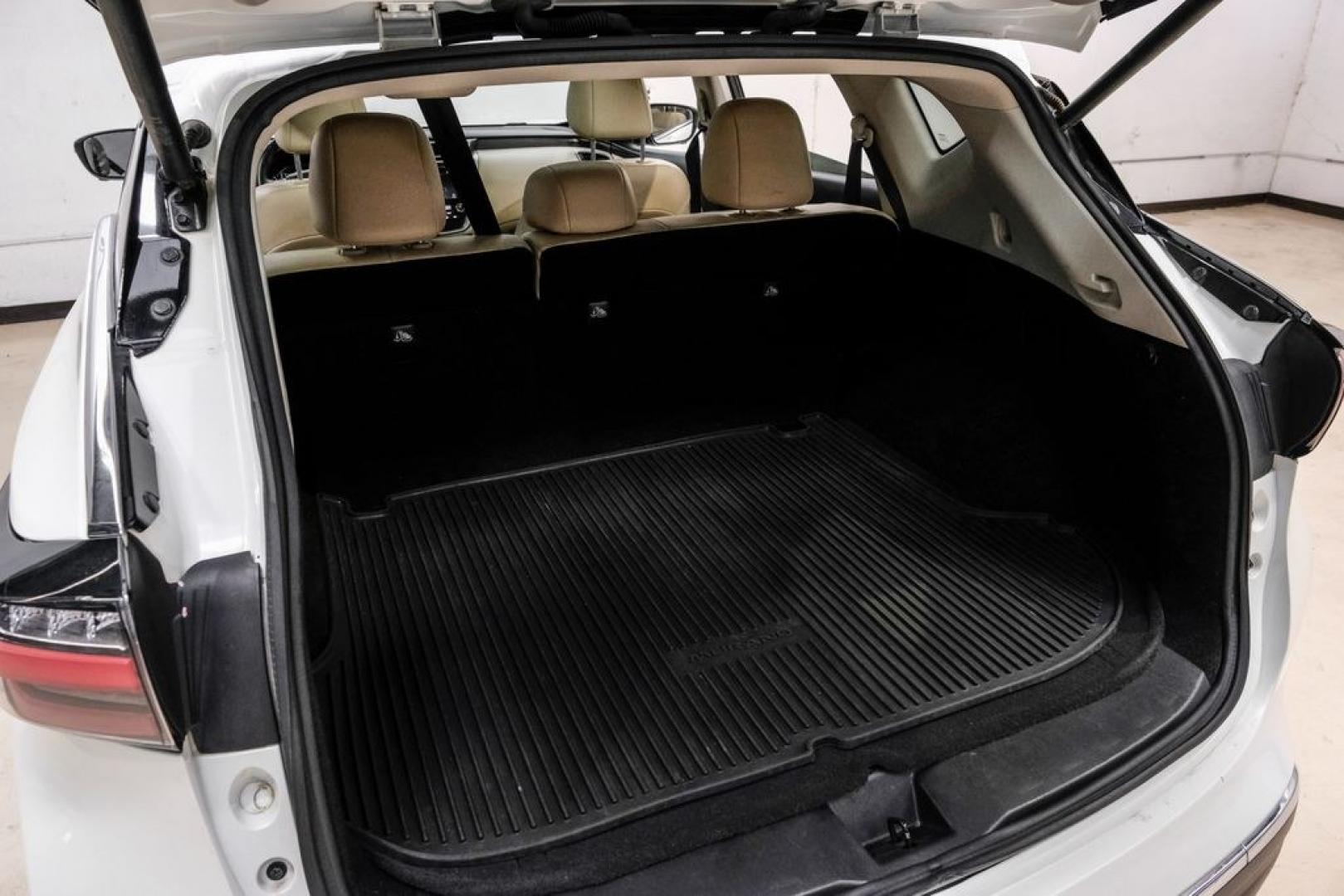 2021 Pearl White /Cashmere Nissan Murano Platinum (5N1AZ2DJ7MC) with an 3.5L V6 DOHC 24V engine, CVT transmission, located at 15300 Midway Rd., Addison, TX, 75001, (972) 702-0011, 32.958321, -96.838074- Photo#62