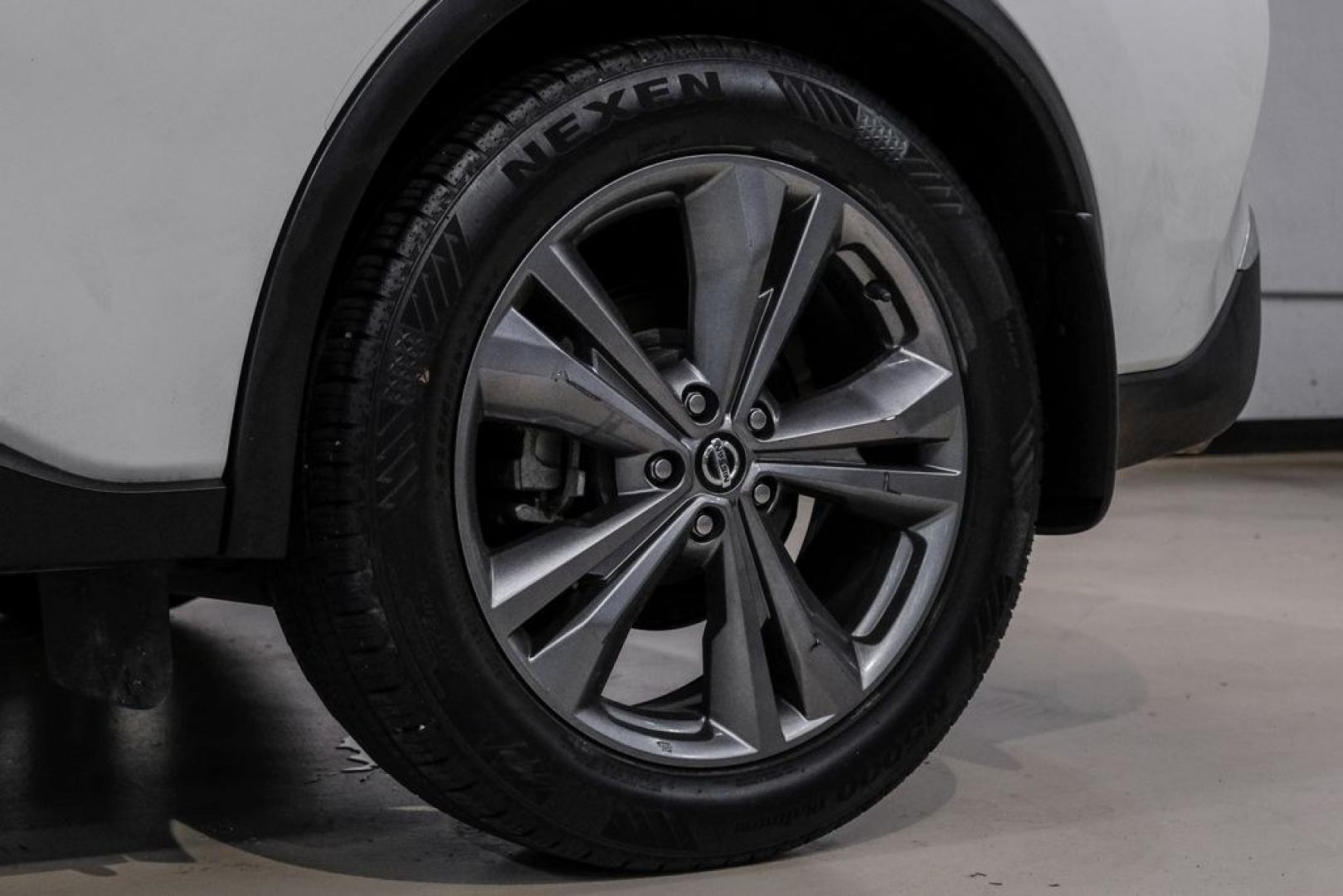 2021 Pearl White /Cashmere Nissan Murano Platinum (5N1AZ2DJ7MC) with an 3.5L V6 DOHC 24V engine, CVT transmission, located at 15300 Midway Rd., Addison, TX, 75001, (972) 702-0011, 32.958321, -96.838074- Photo#65
