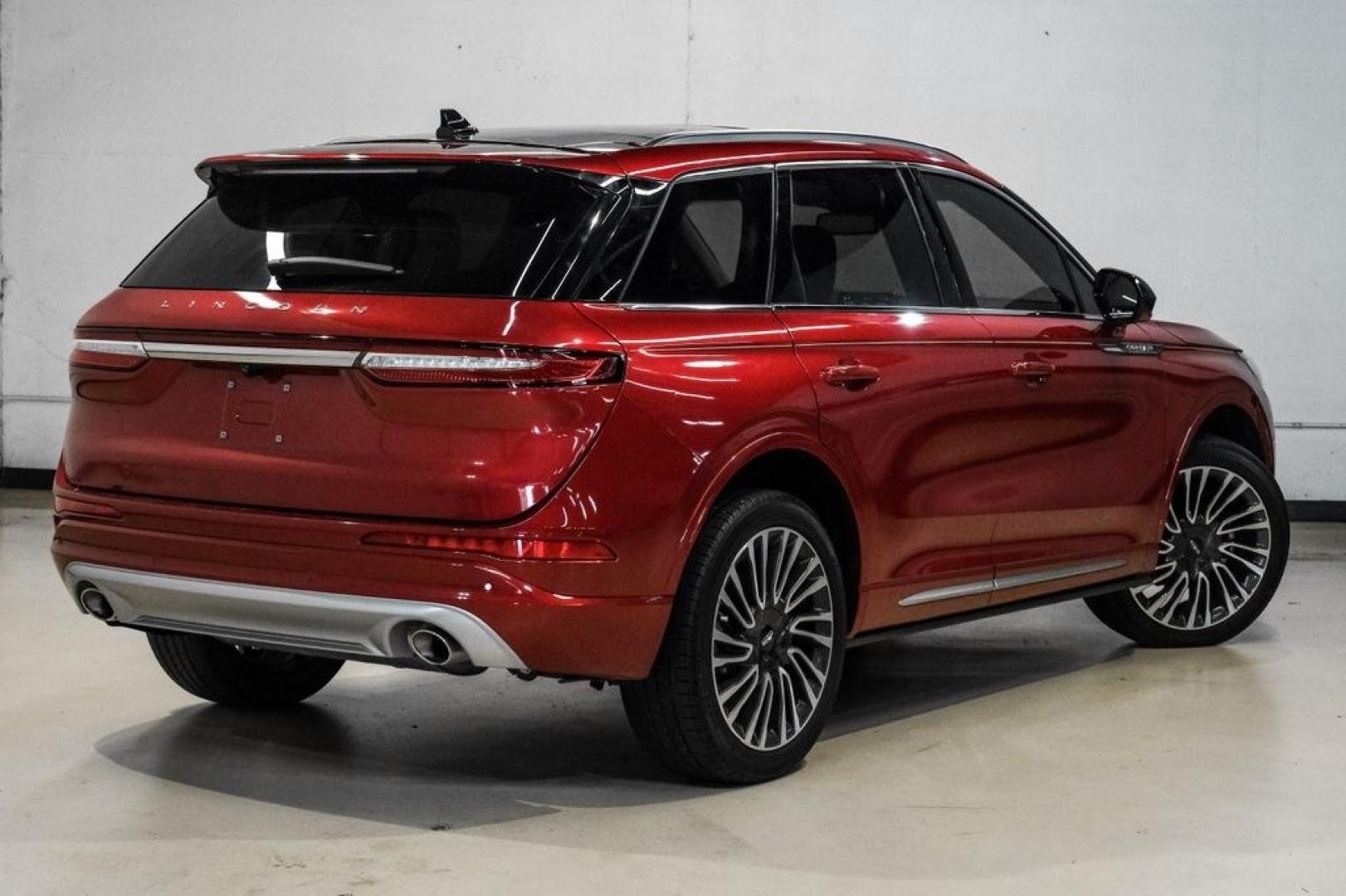 2022 Red /Sandstone Lincoln Corsair Standard (5LMCJ1DH6NU) with an 2.3L I4 engine, Automatic transmission, located at 15300 Midway Rd., Addison, TX, 75001, (972) 702-0011, 32.958321, -96.838074- Photo#10
