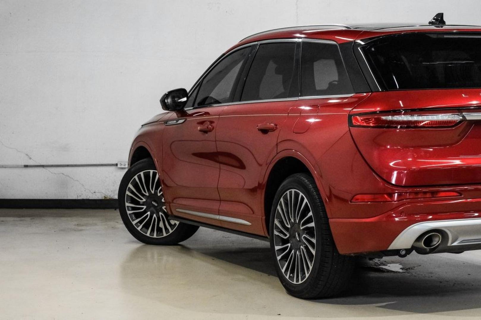 2022 Red /Sandstone Lincoln Corsair Standard (5LMCJ1DH6NU) with an 2.3L I4 engine, Automatic transmission, located at 15300 Midway Rd., Addison, TX, 75001, (972) 702-0011, 32.958321, -96.838074- Photo#13