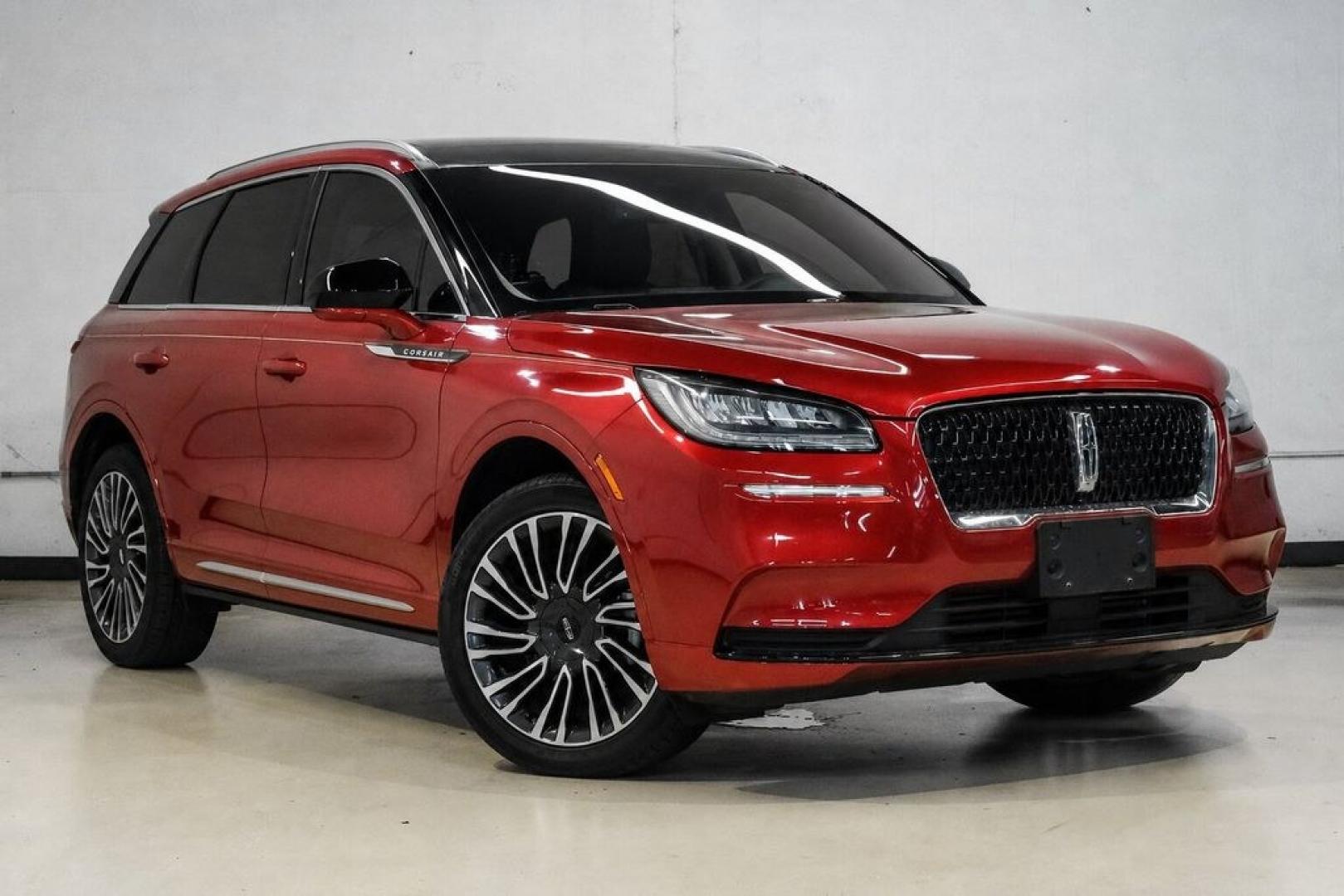 2022 Red /Sandstone Lincoln Corsair Standard (5LMCJ1DH6NU) with an 2.3L I4 engine, Automatic transmission, located at 15300 Midway Rd., Addison, TX, 75001, (972) 702-0011, 32.958321, -96.838074- Photo#8