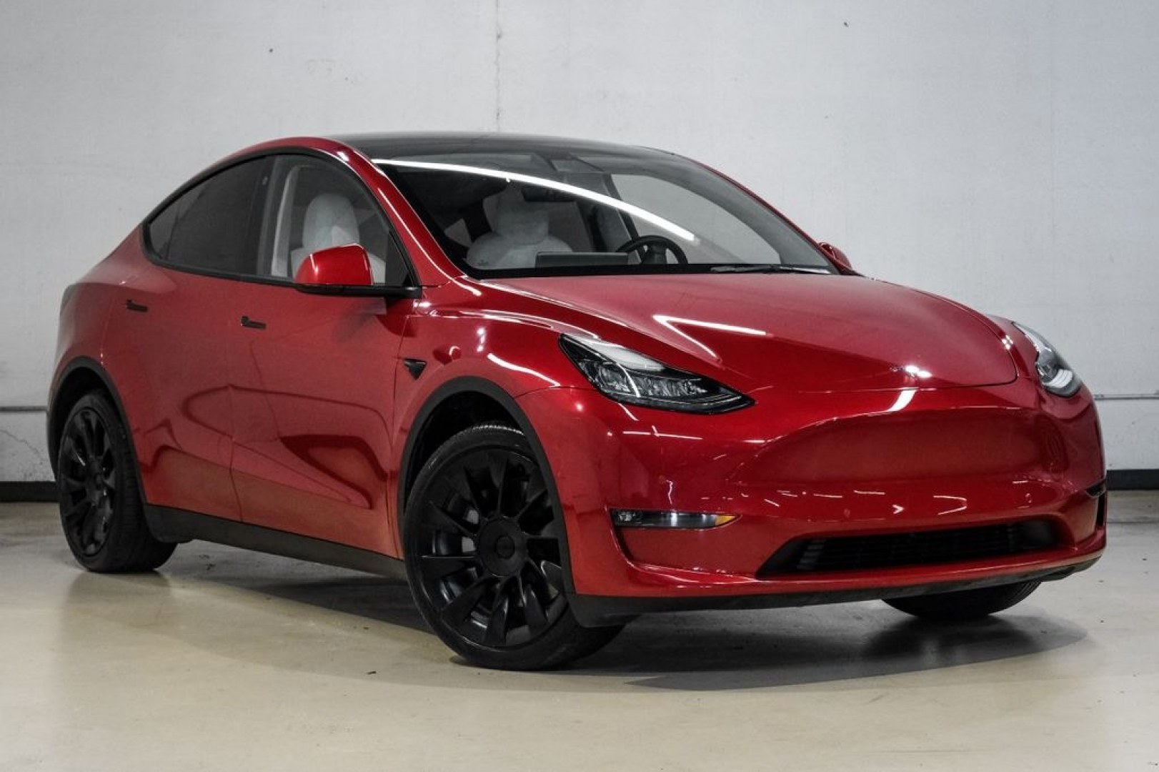 2022 Red Multi-Coat /White/Black Tesla Model Y Long Range (7SAYGDEEXNF) with an Electric Motor engine, Automatic transmission, located at 15300 Midway Rd., Addison, TX, 75001, (972) 702-0011, 32.958321, -96.838074- Photo#8
