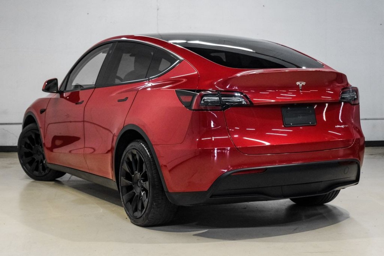 2022 Red Multi-Coat /White/Black Tesla Model Y Long Range (7SAYGDEEXNF) with an Electric Motor engine, Automatic transmission, located at 15300 Midway Rd., Addison, TX, 75001, (972) 702-0011, 32.958321, -96.838074- Photo#12