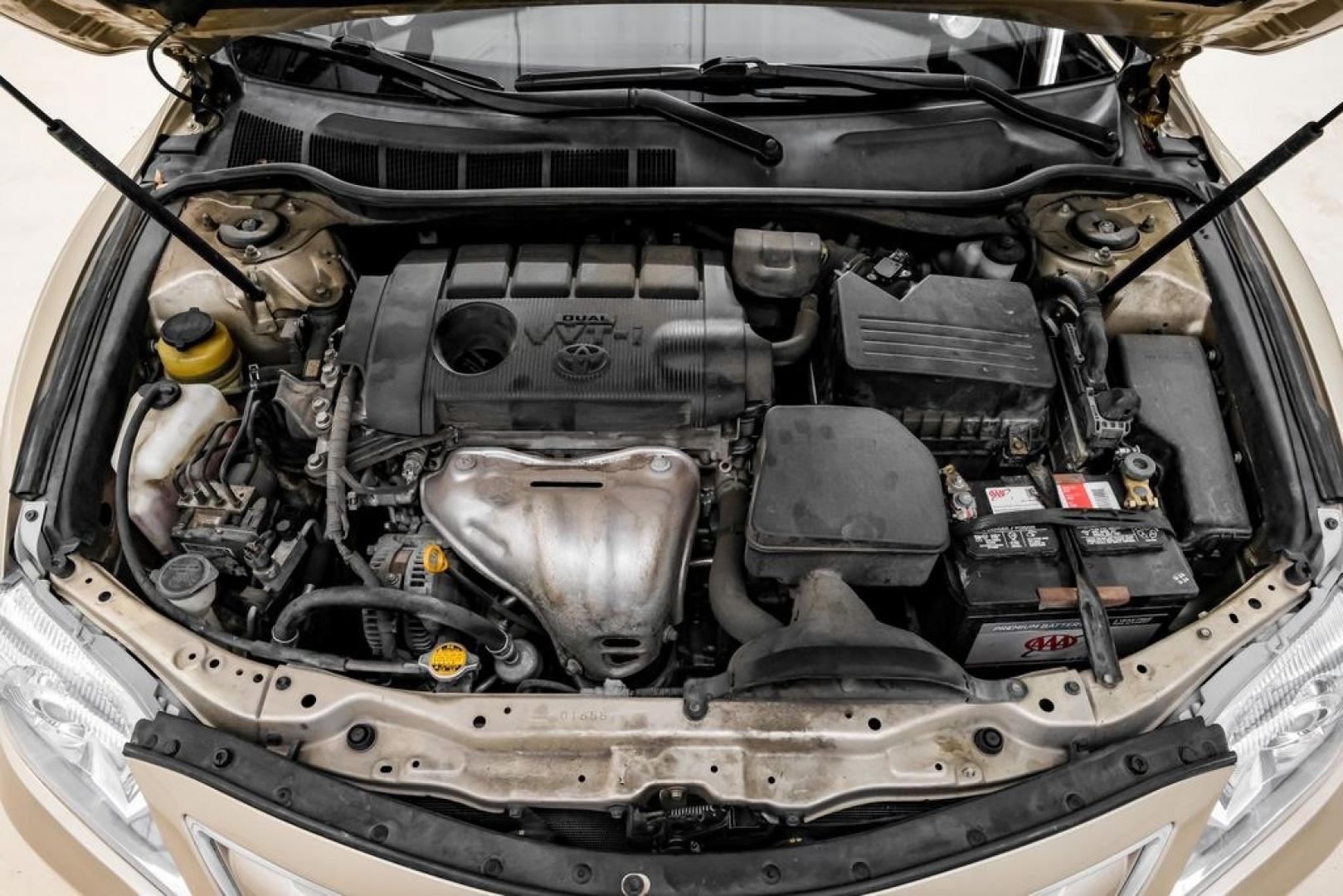2011 Sandy Beach Metallic /Bisque Toyota Camry LE (4T1BF3EK8BU) with an 2.5L I4 SMPI DOHC engine, Automatic transmission, located at 15300 Midway Rd., Addison, TX, 75001, (972) 702-0011, 32.958321, -96.838074- Photo#50