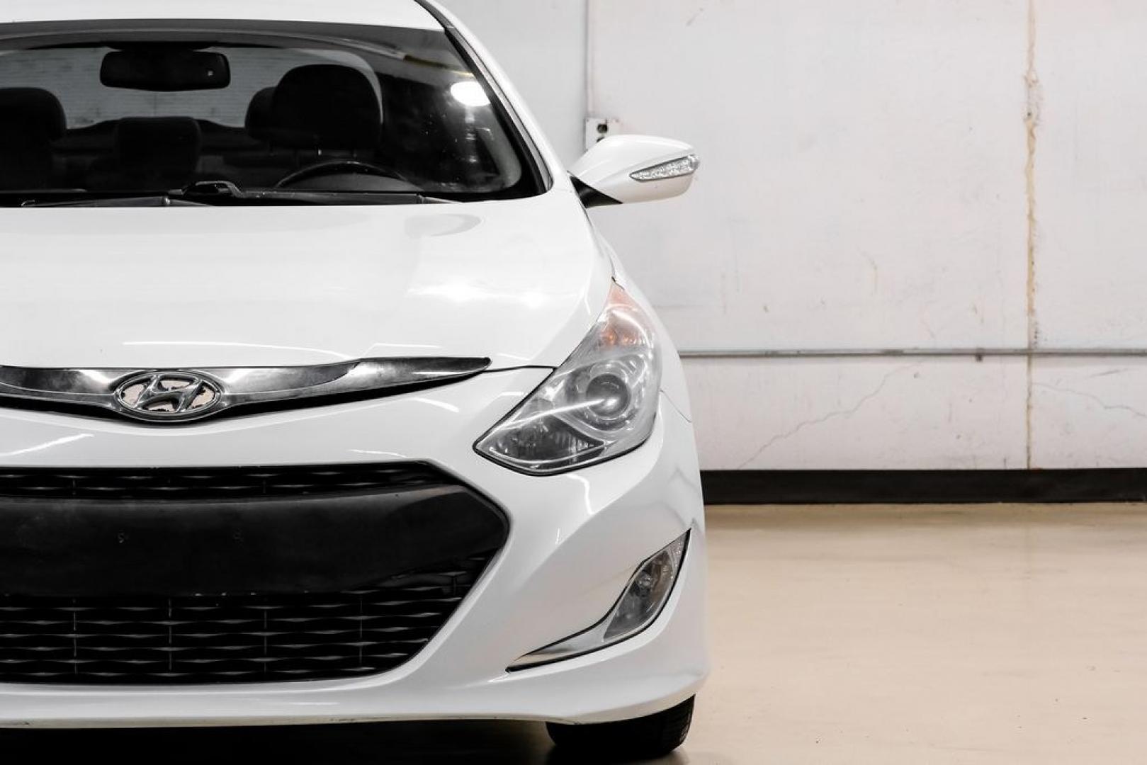 2014 Diamond White Pearl /Camel Hyundai Sonata Hybrid Limited (KMHEC4A41EA) with an 2.4L 4-Cylinder Atkinson-Cycle Hybrid engine, Automatic transmission, located at 15300 Midway Rd., Addison, TX, 75001, (972) 702-0011, 32.958321, -96.838074- Photo#51