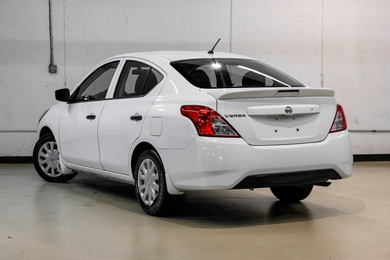 2018 Fresh Powder /Charcoal Nissan Versa 1.6 S Plus (3N1CN7AP8JL) with an 1.6L 4-Cylinder DOHC 16V engine, CVT transmission, located at 15300 Midway Rd., Addison, TX, 75001, (972) 702-0011, 32.958321, -96.838074- Photo#13