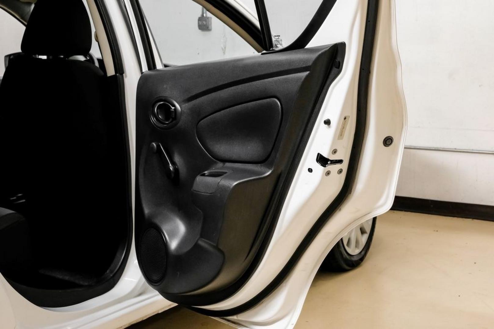 2018 Fresh Powder /Charcoal Nissan Versa 1.6 S Plus (3N1CN7AP8JL) with an 1.6L 4-Cylinder DOHC 16V engine, CVT transmission, located at 15300 Midway Rd., Addison, TX, 75001, (972) 702-0011, 32.958321, -96.838074- Photo#44