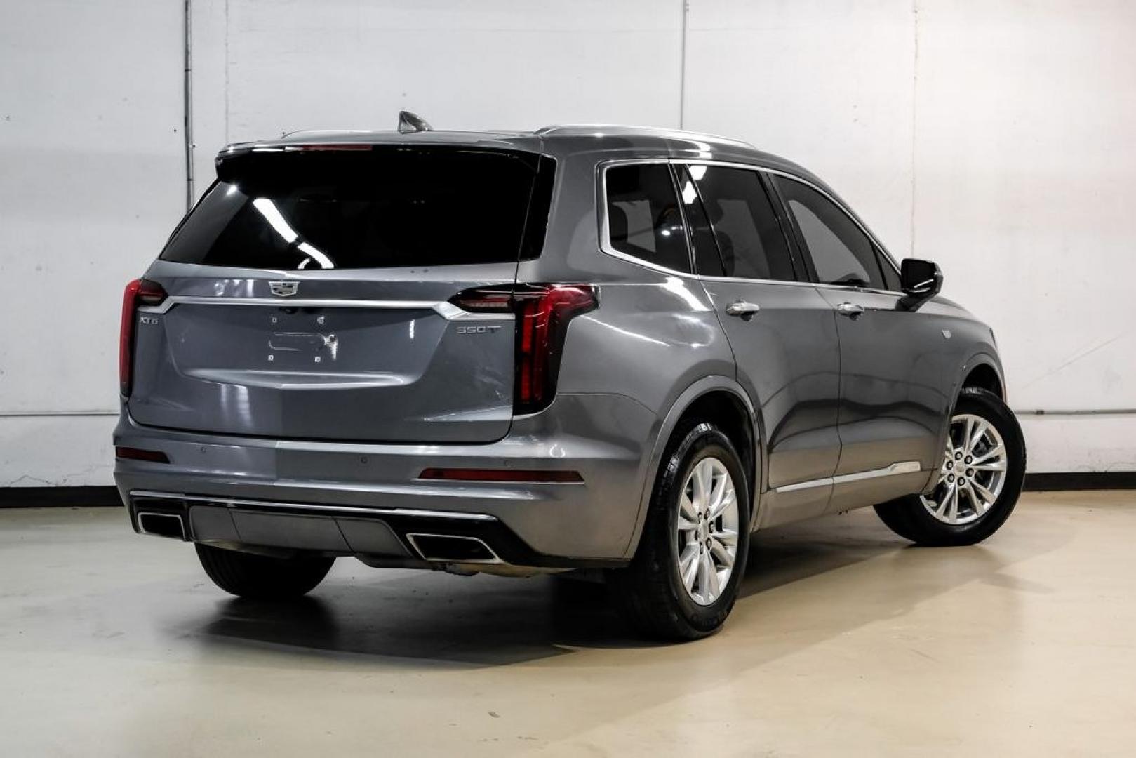 2021 Steel Metallic /Jet Black Cadillac XT6 Luxury (1GYKPAR44MZ) with an 2.0L Turbocharged engine, Automatic transmission, located at 15300 Midway Rd., Addison, TX, 75001, (972) 702-0011, 32.958321, -96.838074- Photo#10