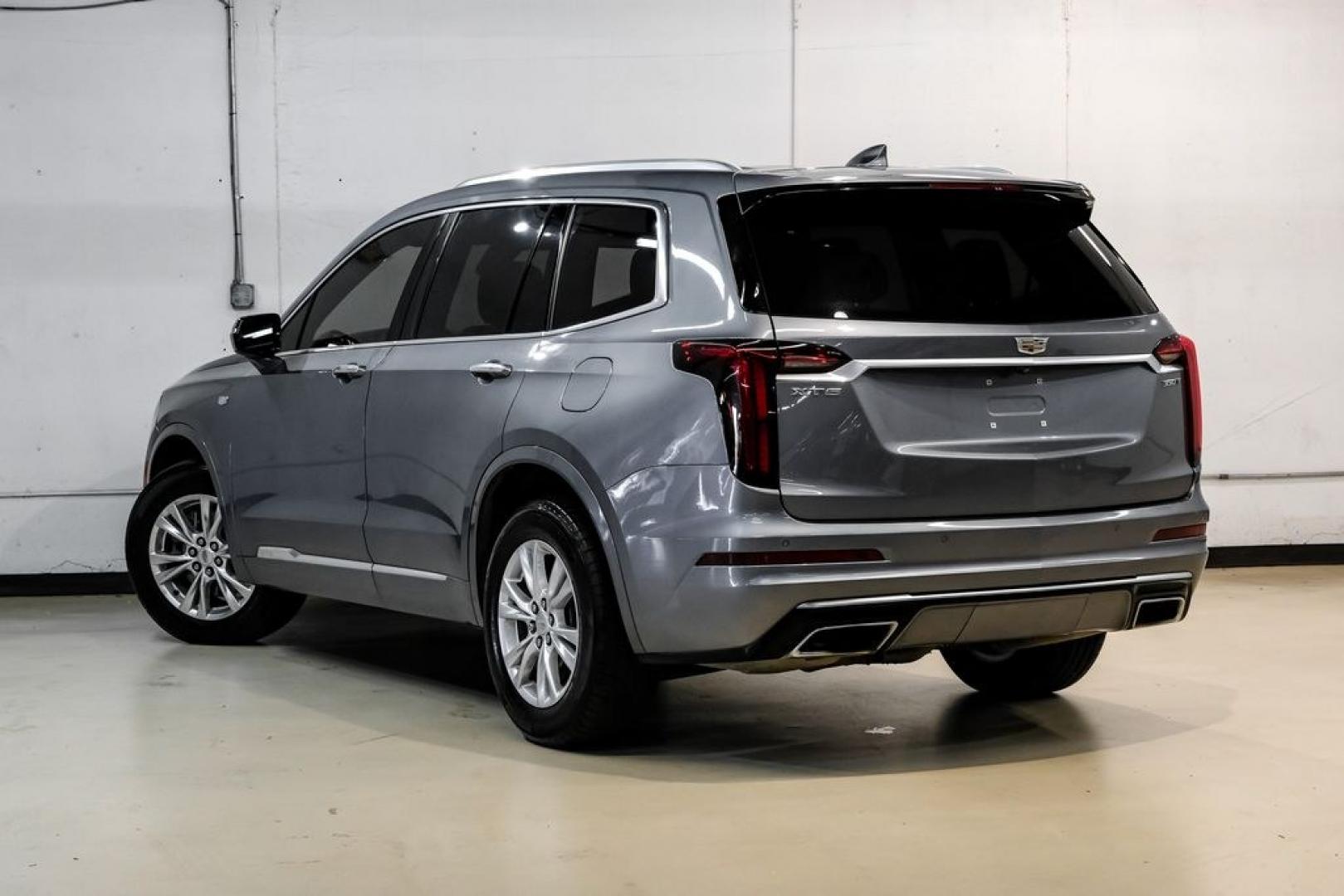 2021 Steel Metallic /Jet Black Cadillac XT6 Luxury (1GYKPAR44MZ) with an 2.0L Turbocharged engine, Automatic transmission, located at 15300 Midway Rd., Addison, TX, 75001, (972) 702-0011, 32.958321, -96.838074- Photo#14