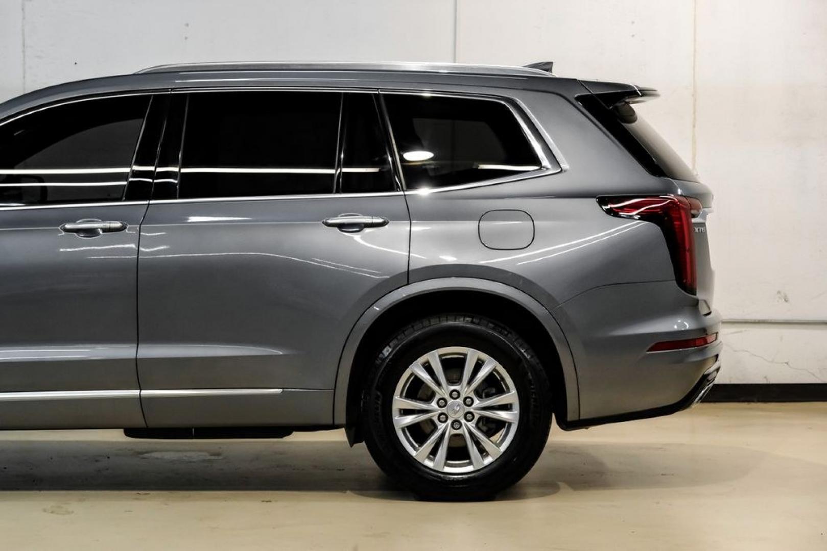 2021 Steel Metallic /Jet Black Cadillac XT6 Luxury (1GYKPAR44MZ) with an 2.0L Turbocharged engine, Automatic transmission, located at 15300 Midway Rd., Addison, TX, 75001, (972) 702-0011, 32.958321, -96.838074- Photo#17