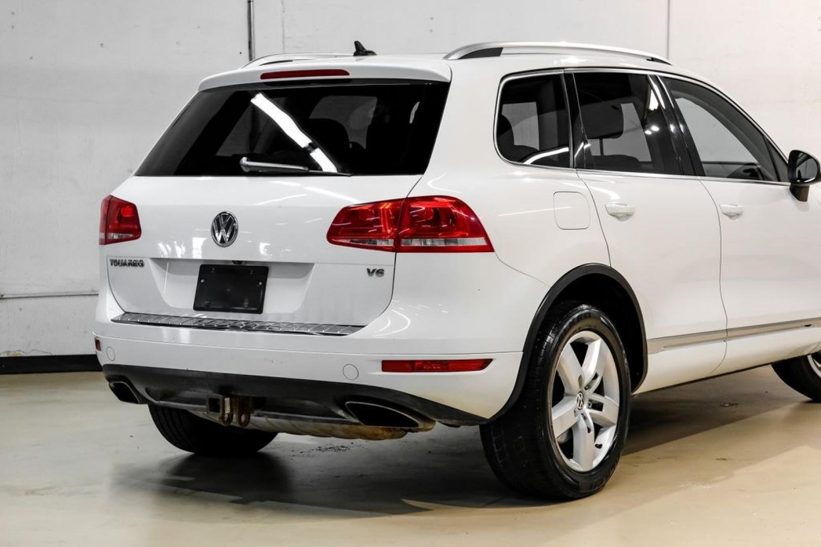 2014 Pure White /Saddle Brown Volkswagen Touareg 3.6L (WVGEF9BPXED) with an 3.6L V6 DOHC engine, Automatic transmission, located at 15300 Midway Rd., Addison, TX, 75001, (972) 702-0011, 32.958321, -96.838074- Photo#11
