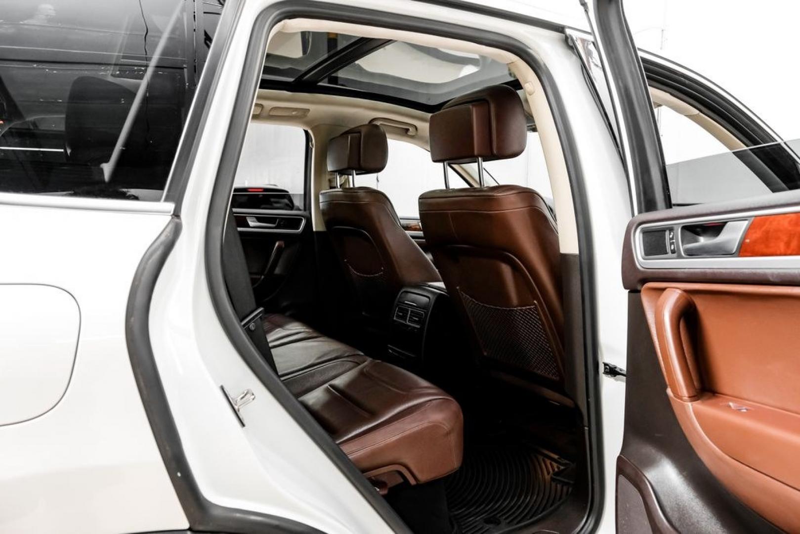 2014 Pure White /Saddle Brown Volkswagen Touareg 3.6L (WVGEF9BPXED) with an 3.6L V6 DOHC engine, Automatic transmission, located at 15300 Midway Rd., Addison, TX, 75001, (972) 702-0011, 32.958321, -96.838074- Photo#43