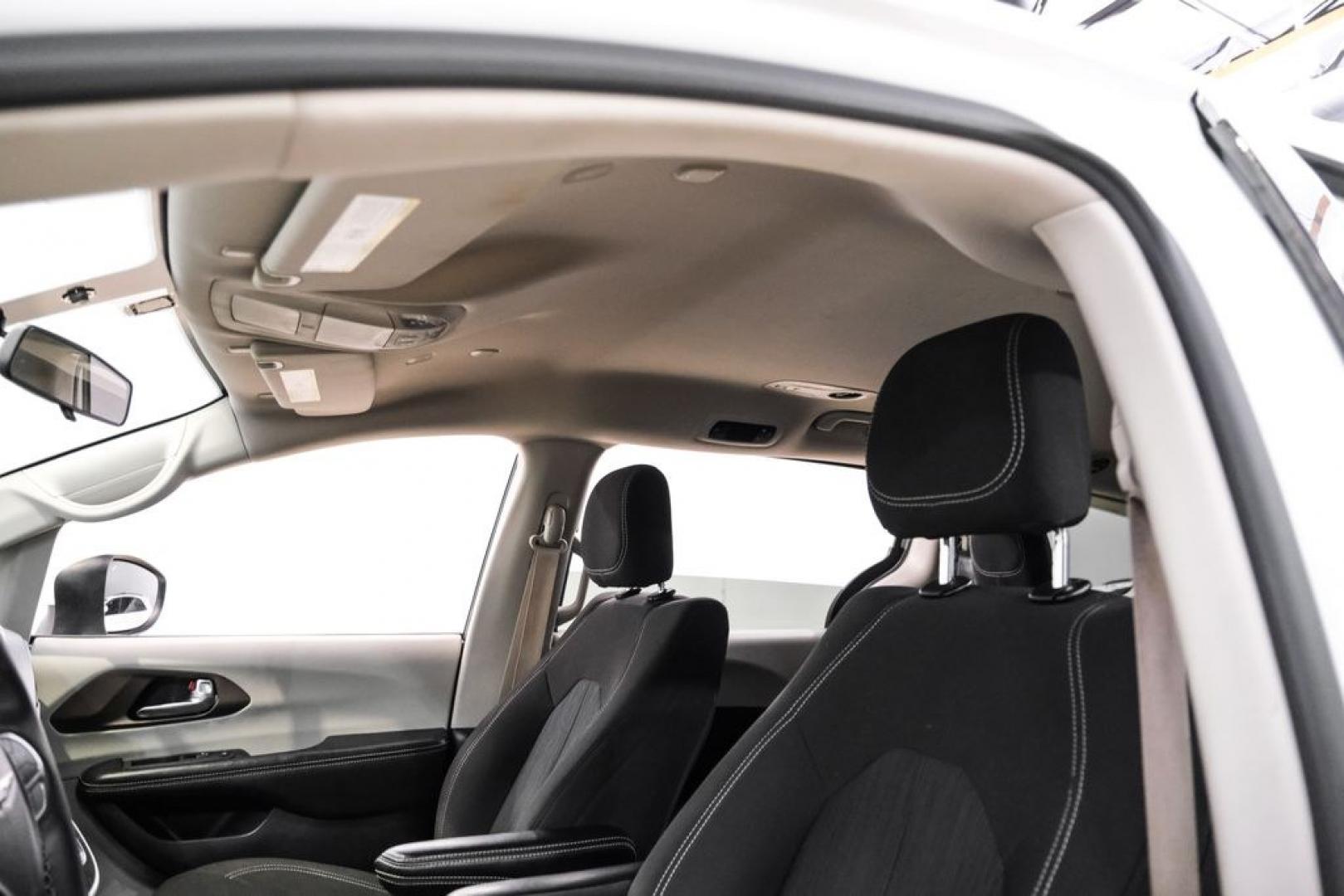 2022 Bright White Clearcoat /Black Chrysler Voyager LX (2C4RC1CG7NR) with an 3.6L V6 24V VVT engine, Automatic transmission, located at 15300 Midway Rd., Addison, TX, 75001, (972) 702-0011, 32.958321, -96.838074- Photo#29