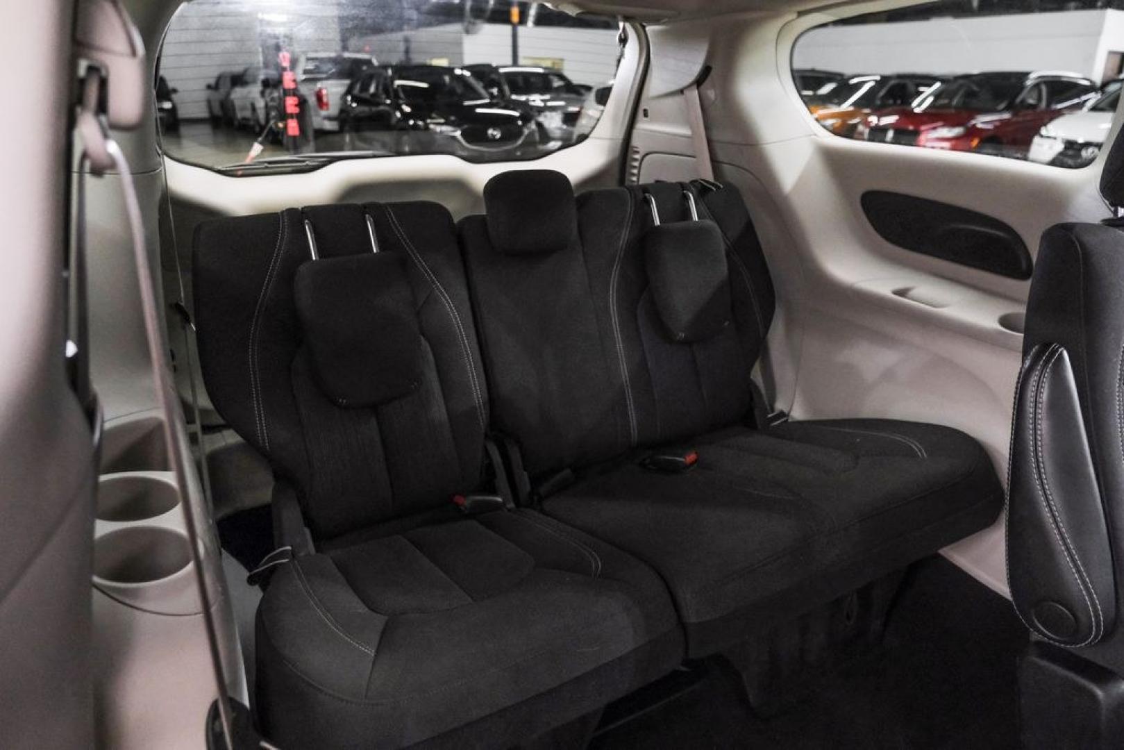 2022 Bright White Clearcoat /Black Chrysler Voyager LX (2C4RC1CG7NR) with an 3.6L V6 24V VVT engine, Automatic transmission, located at 15300 Midway Rd., Addison, TX, 75001, (972) 702-0011, 32.958321, -96.838074- Photo#38