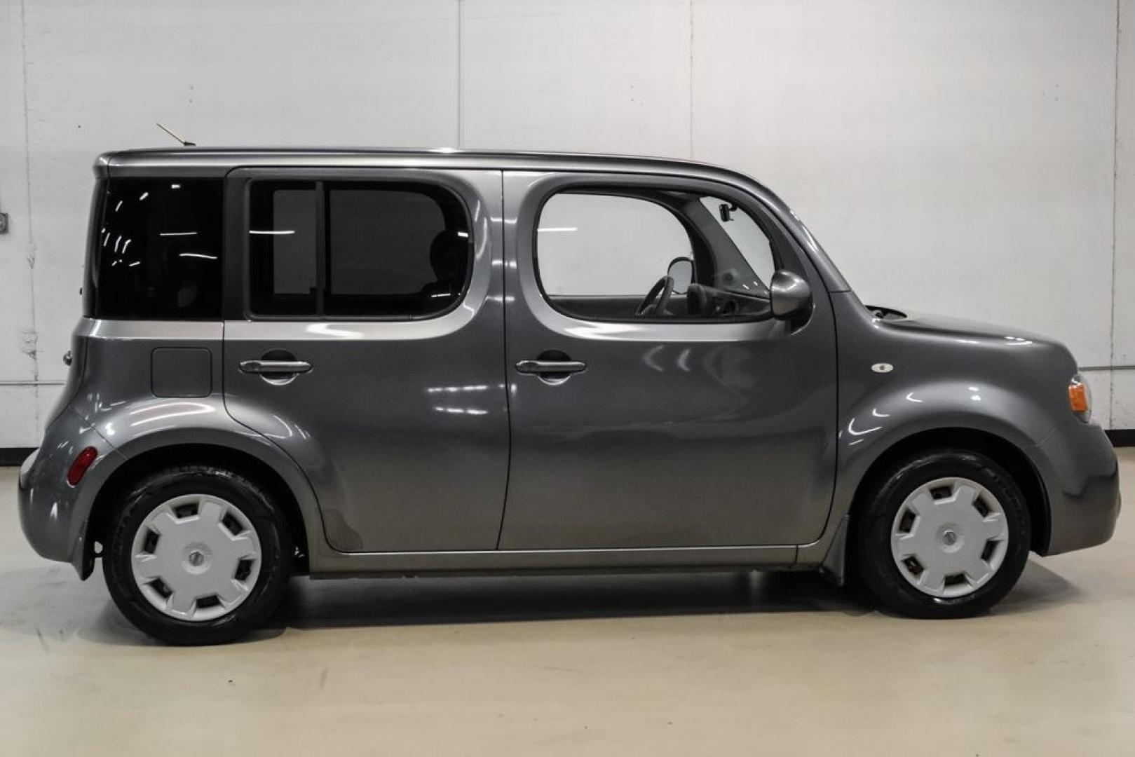 2012 Pearl Metallic /Gray Nissan Cube 1.8 S (JN8AZ2KR3CT) with an 1.8L 4-Cylinder DOHC 16V engine, CVT transmission, located at 15300 Midway Rd., Addison, TX, 75001, (972) 702-0011, 32.958321, -96.838074- Photo#6