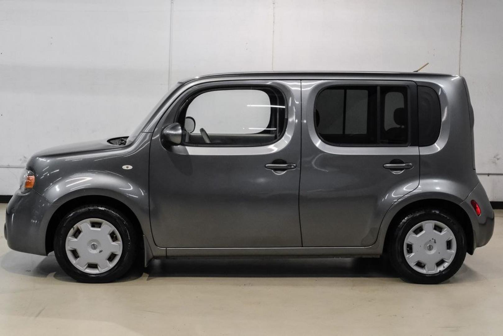 2012 Pearl Metallic /Gray Nissan Cube 1.8 S (JN8AZ2KR3CT) with an 1.8L 4-Cylinder DOHC 16V engine, CVT transmission, located at 15300 Midway Rd., Addison, TX, 75001, (972) 702-0011, 32.958321, -96.838074- Photo#10