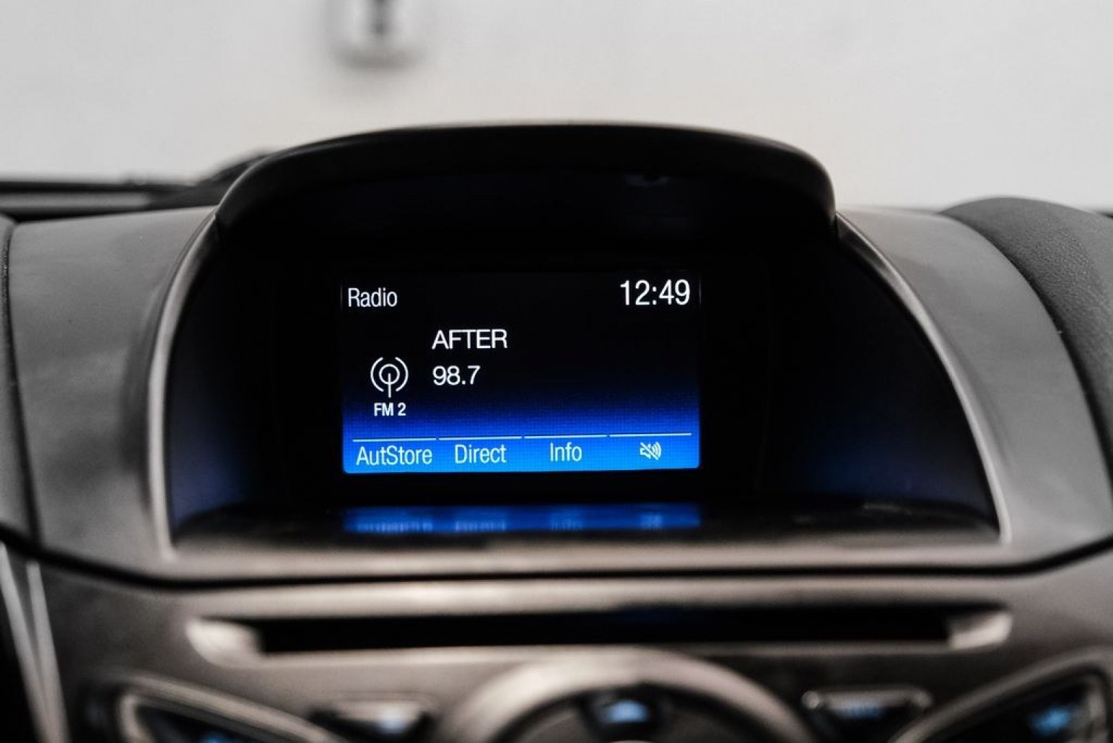 2019 Magnetic /Black Ford Fiesta SE (3FADP4BJXKM) with an 1.6L I4 Ti-VCT engine, Automatic transmission, located at 15300 Midway Rd., Addison, TX, 75001, (972) 702-0011, 32.958321, -96.838074- Photo#25