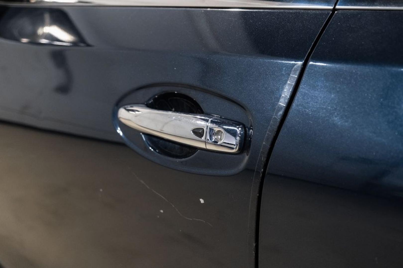 2016 Arctic Blue /Charcoal Nissan Rogue SL (JN8AT2MT9GW) with an 2.5L I4 DOHC 16V engine, CVT transmission, located at 15300 Midway Rd., Addison, TX, 75001, (972) 702-0011, 32.958321, -96.838074- Photo#8