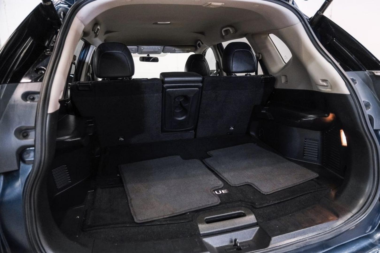 2016 Arctic Blue /Charcoal Nissan Rogue SL (JN8AT2MT9GW) with an 2.5L I4 DOHC 16V engine, CVT transmission, located at 15300 Midway Rd., Addison, TX, 75001, (972) 702-0011, 32.958321, -96.838074- Photo#13