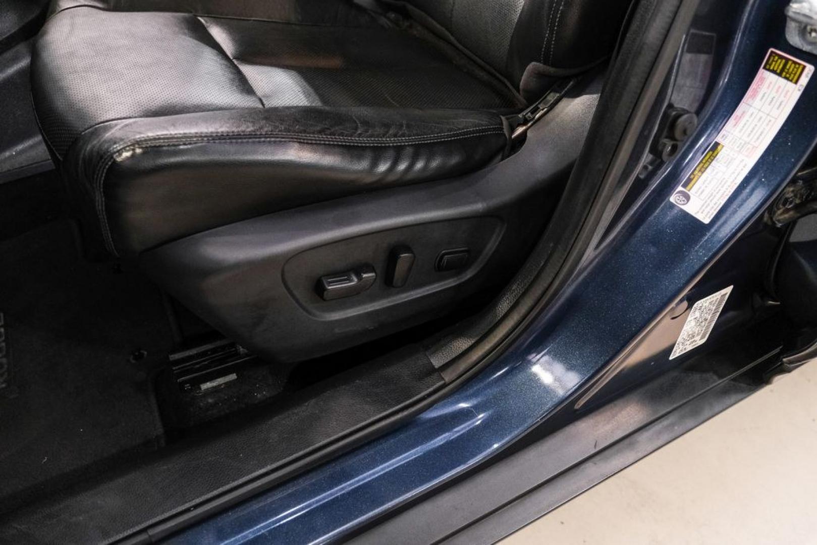 2016 Arctic Blue /Charcoal Nissan Rogue SL (JN8AT2MT9GW) with an 2.5L I4 DOHC 16V engine, CVT transmission, located at 15300 Midway Rd., Addison, TX, 75001, (972) 702-0011, 32.958321, -96.838074- Photo#23