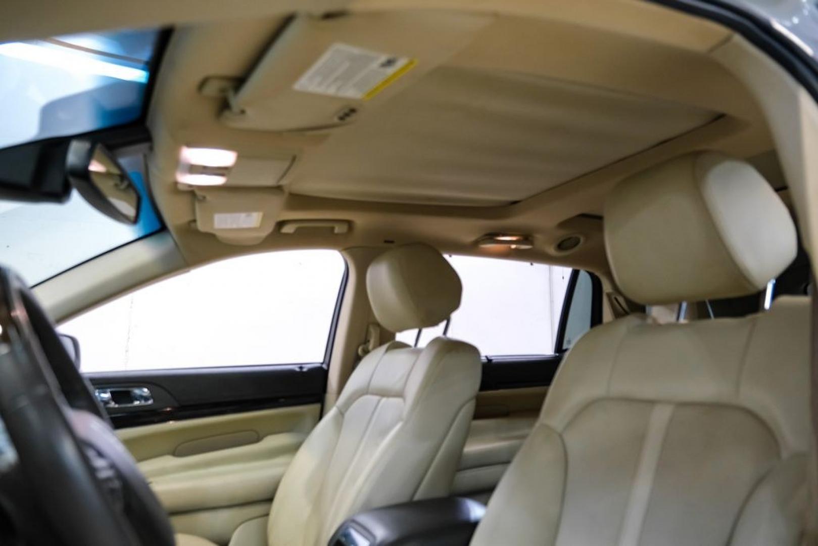 2019 Pearl Metallic /Light Dune Lincoln MKT Standard (2LMHJ5AT2KB) with an V6 engine, Automatic transmission, located at 15300 Midway Rd., Addison, TX, 75001, (972) 702-0011, 32.958321, -96.838074- Photo#31
