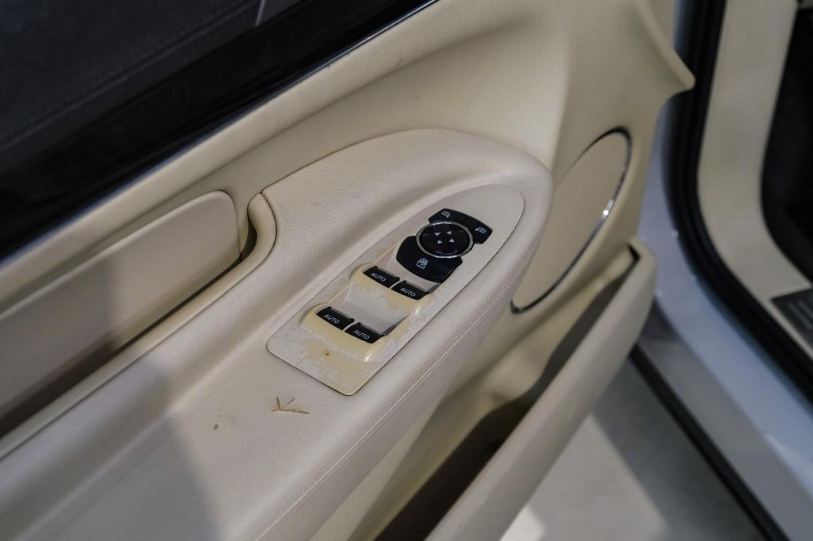 2019 Pearl Metallic /Light Dune Lincoln MKT Standard (2LMHJ5AT2KB) with an V6 engine, Automatic transmission, located at 15300 Midway Rd., Addison, TX, 75001, (972) 702-0011, 32.958321, -96.838074- Photo#44