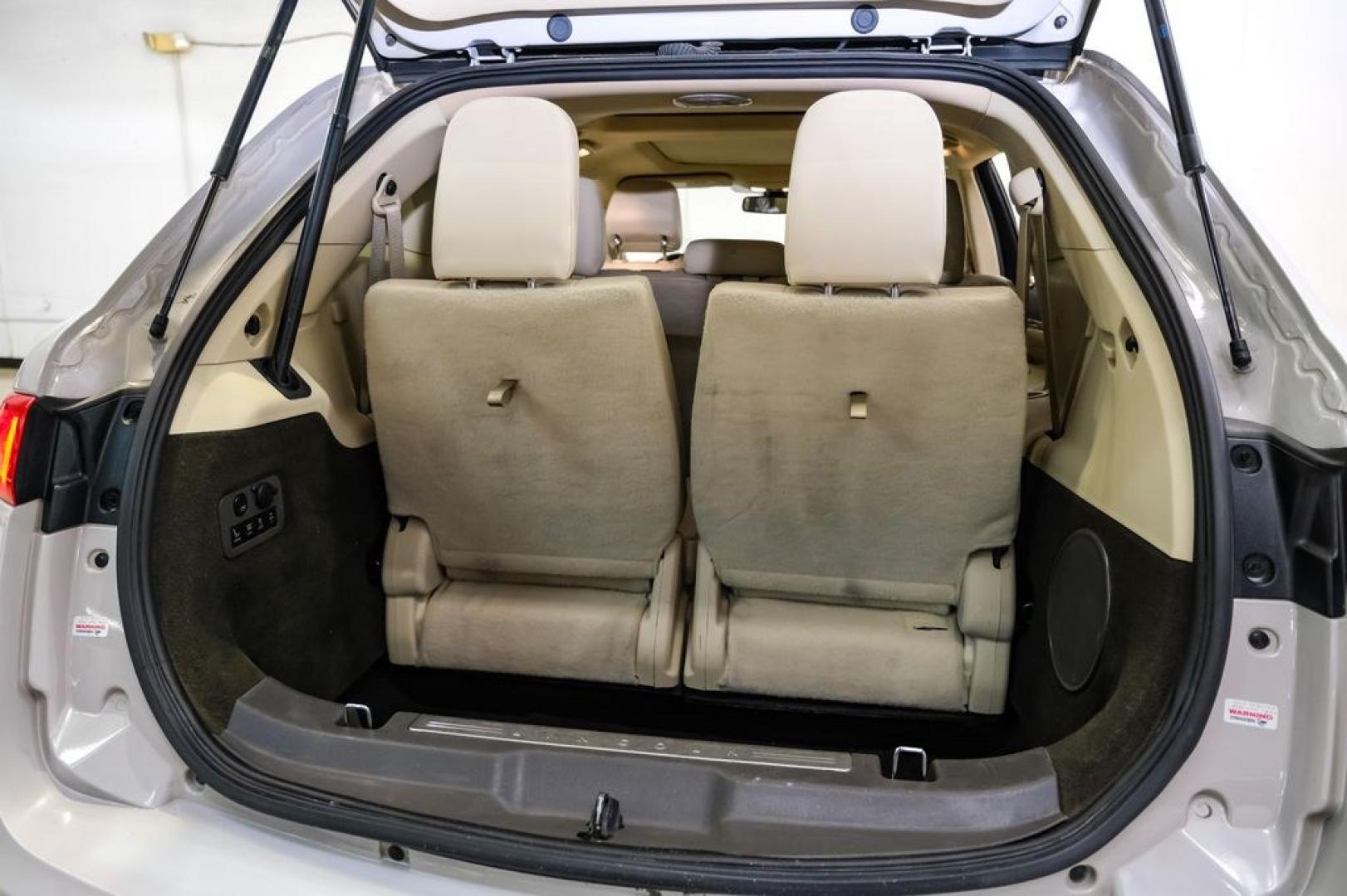 2019 Pearl Metallic /Light Dune Lincoln MKT Standard (2LMHJ5AT2KB) with an V6 engine, Automatic transmission, located at 15300 Midway Rd., Addison, TX, 75001, (972) 702-0011, 32.958321, -96.838074- Photo#53