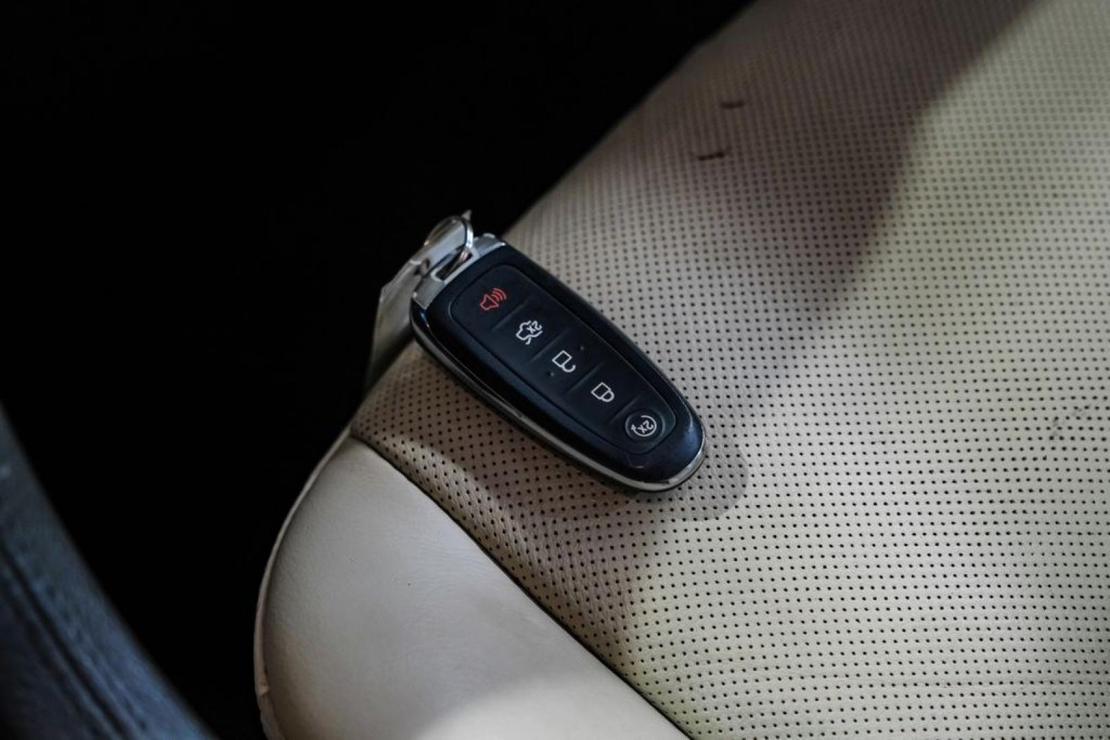 2019 Pearl Metallic /Light Dune Lincoln MKT Standard (2LMHJ5AT2KB) with an V6 engine, Automatic transmission, located at 15300 Midway Rd., Addison, TX, 75001, (972) 702-0011, 32.958321, -96.838074- Photo#60