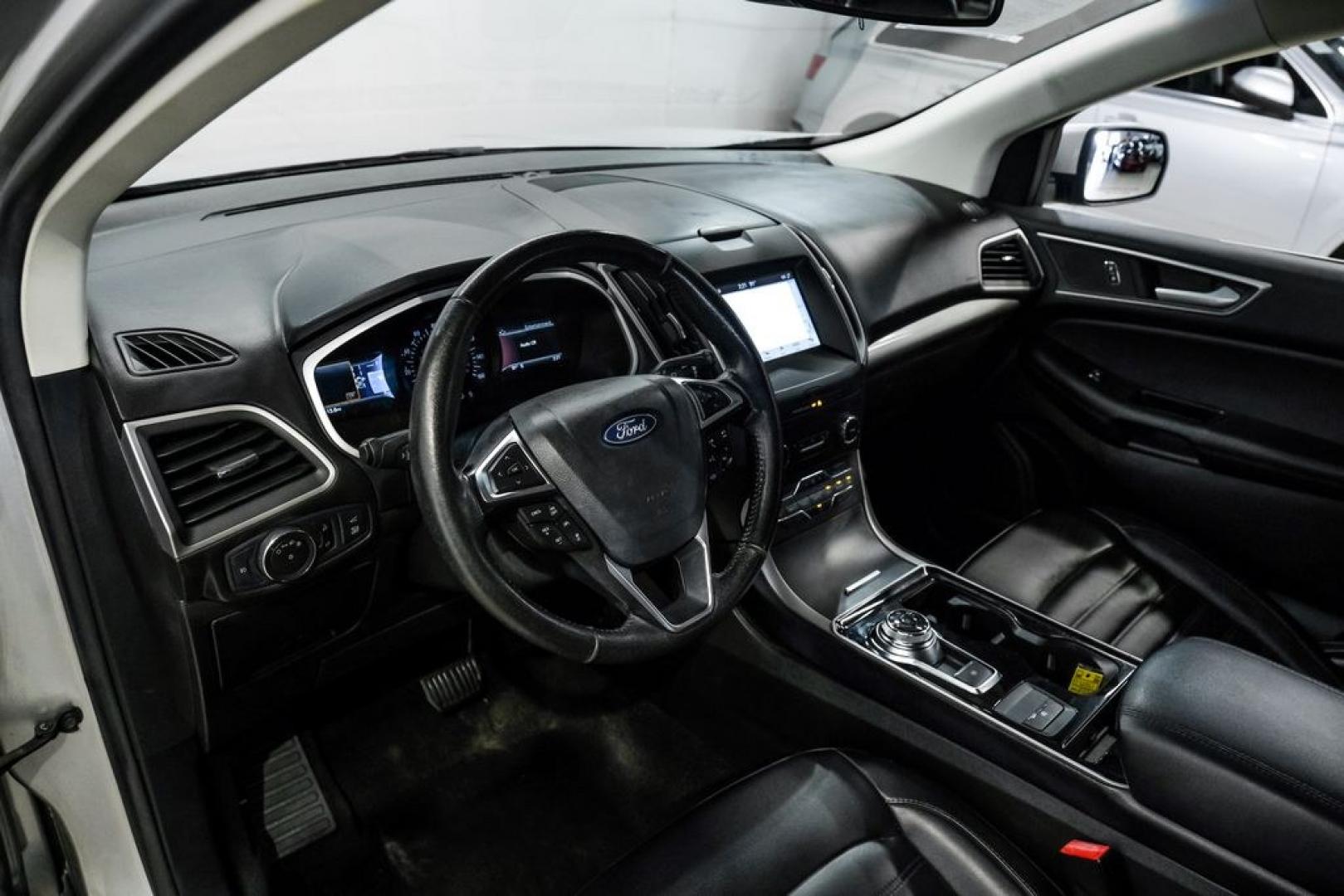 2019 Ingot Silver /Ebony Ford Edge SEL (2FMPK3J9XKB) with an EcoBoost 2.0L I4 GTDi DOHC Turbocharged VCT engine, Automatic transmission, located at 15300 Midway Rd., Addison, TX, 75001, (972) 702-0011, 32.958321, -96.838074- Photo#2