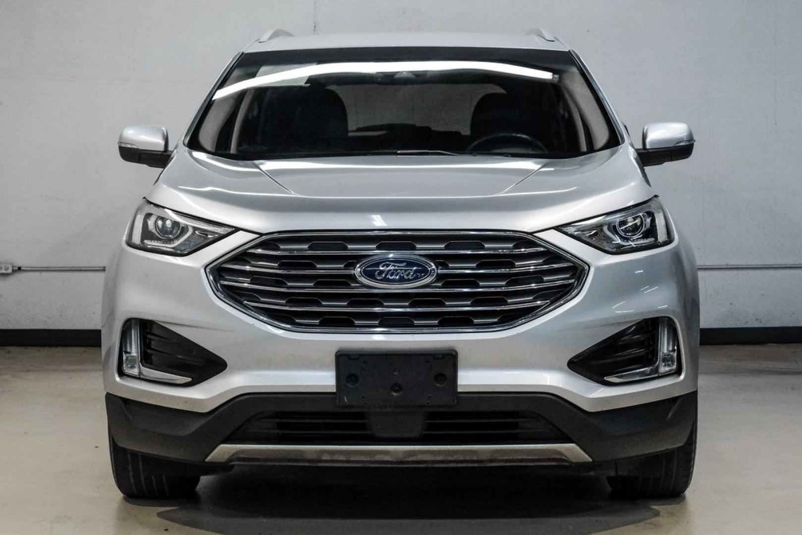 2019 Ingot Silver /Ebony Ford Edge SEL (2FMPK3J9XKB) with an EcoBoost 2.0L I4 GTDi DOHC Turbocharged VCT engine, Automatic transmission, located at 15300 Midway Rd., Addison, TX, 75001, (972) 702-0011, 32.958321, -96.838074- Photo#6