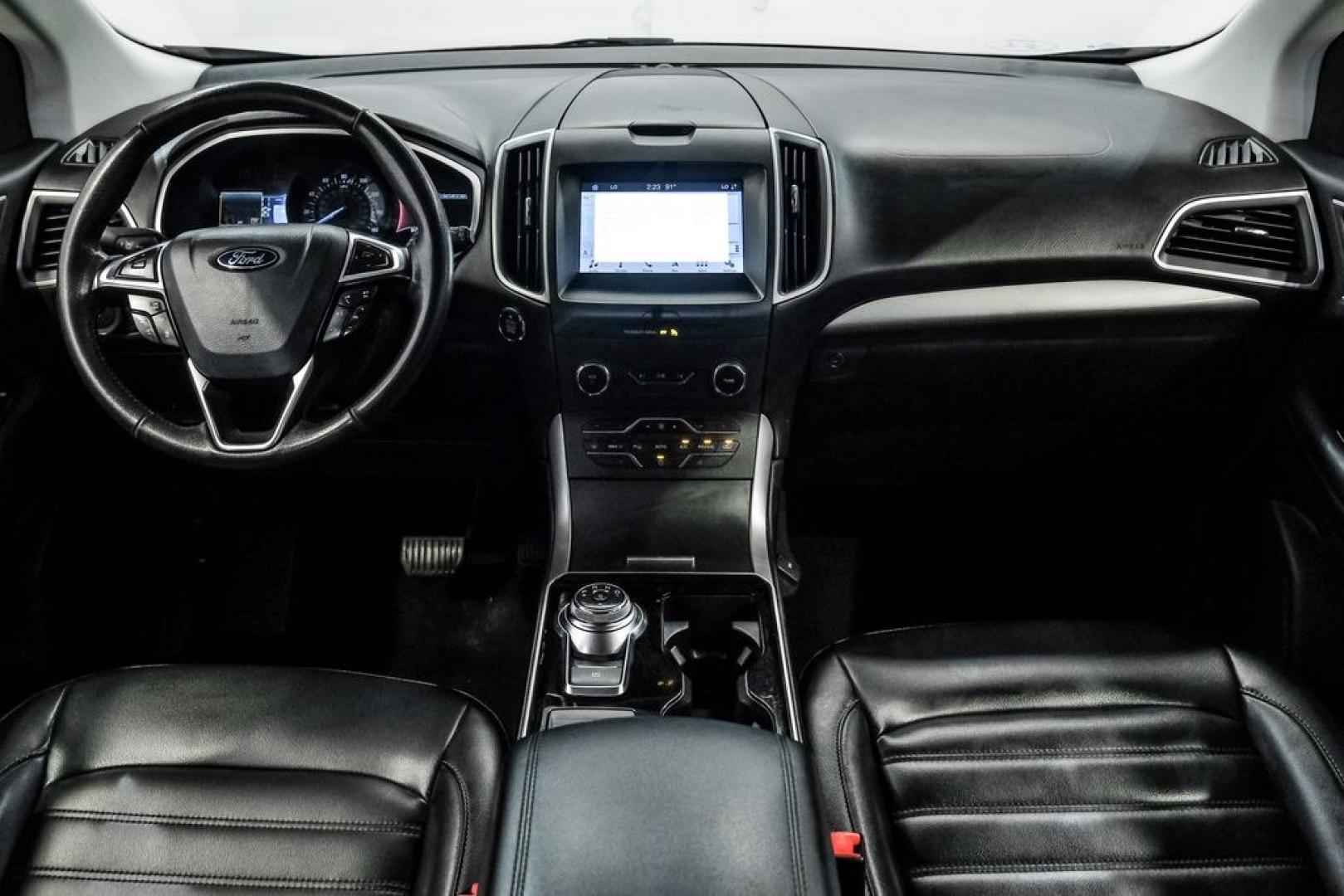 2019 Ingot Silver /Ebony Ford Edge SEL (2FMPK3J9XKB) with an EcoBoost 2.0L I4 GTDi DOHC Turbocharged VCT engine, Automatic transmission, located at 15300 Midway Rd., Addison, TX, 75001, (972) 702-0011, 32.958321, -96.838074- Photo#18