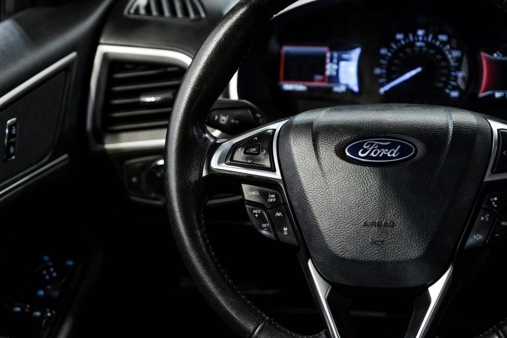 2019 Ingot Silver /Ebony Ford Edge SEL (2FMPK3J9XKB) with an EcoBoost 2.0L I4 GTDi DOHC Turbocharged VCT engine, Automatic transmission, located at 15300 Midway Rd., Addison, TX, 75001, (972) 702-0011, 32.958321, -96.838074- Photo#20