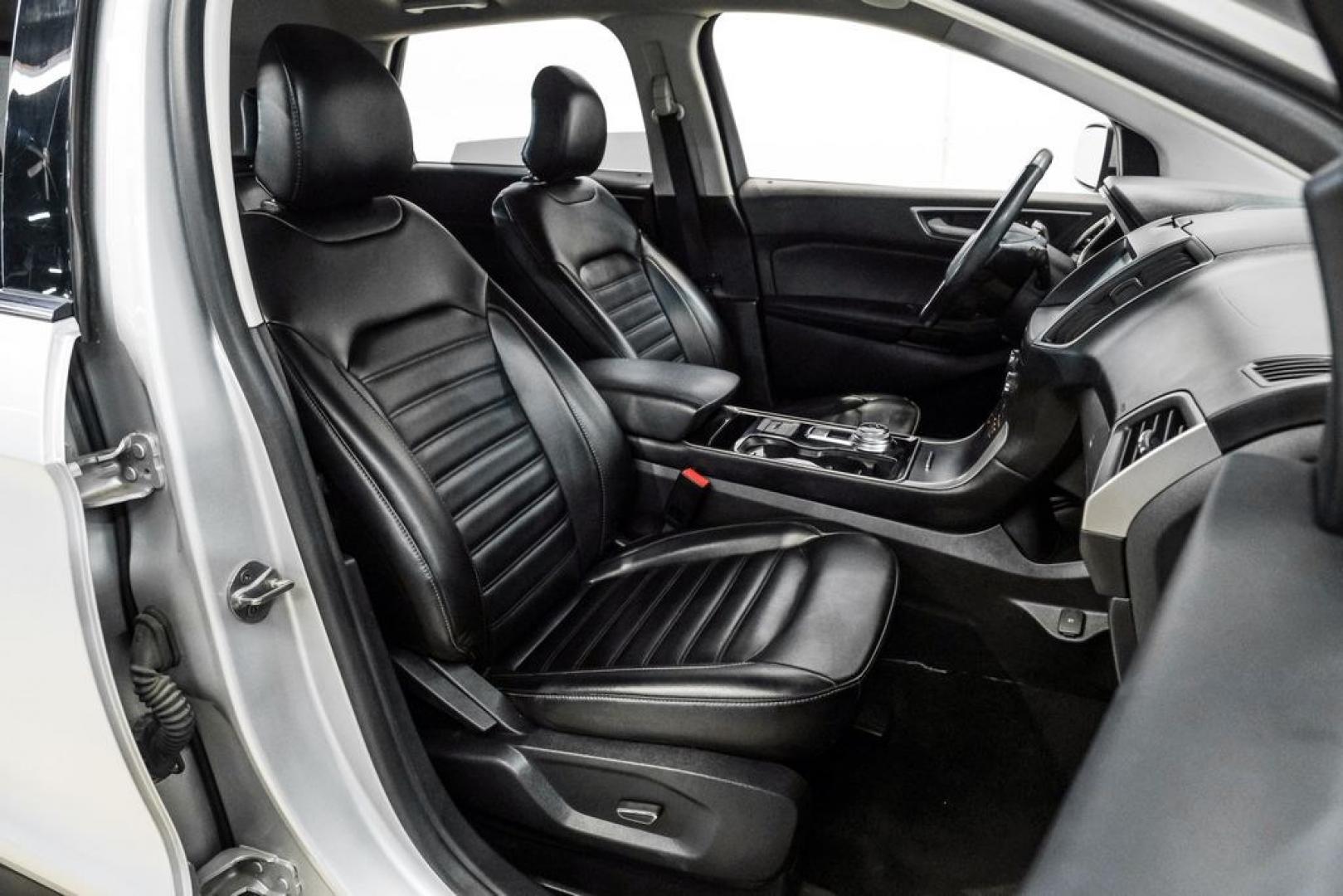 2019 Ingot Silver /Ebony Ford Edge SEL (2FMPK3J9XKB) with an EcoBoost 2.0L I4 GTDi DOHC Turbocharged VCT engine, Automatic transmission, located at 15300 Midway Rd., Addison, TX, 75001, (972) 702-0011, 32.958321, -96.838074- Photo#34